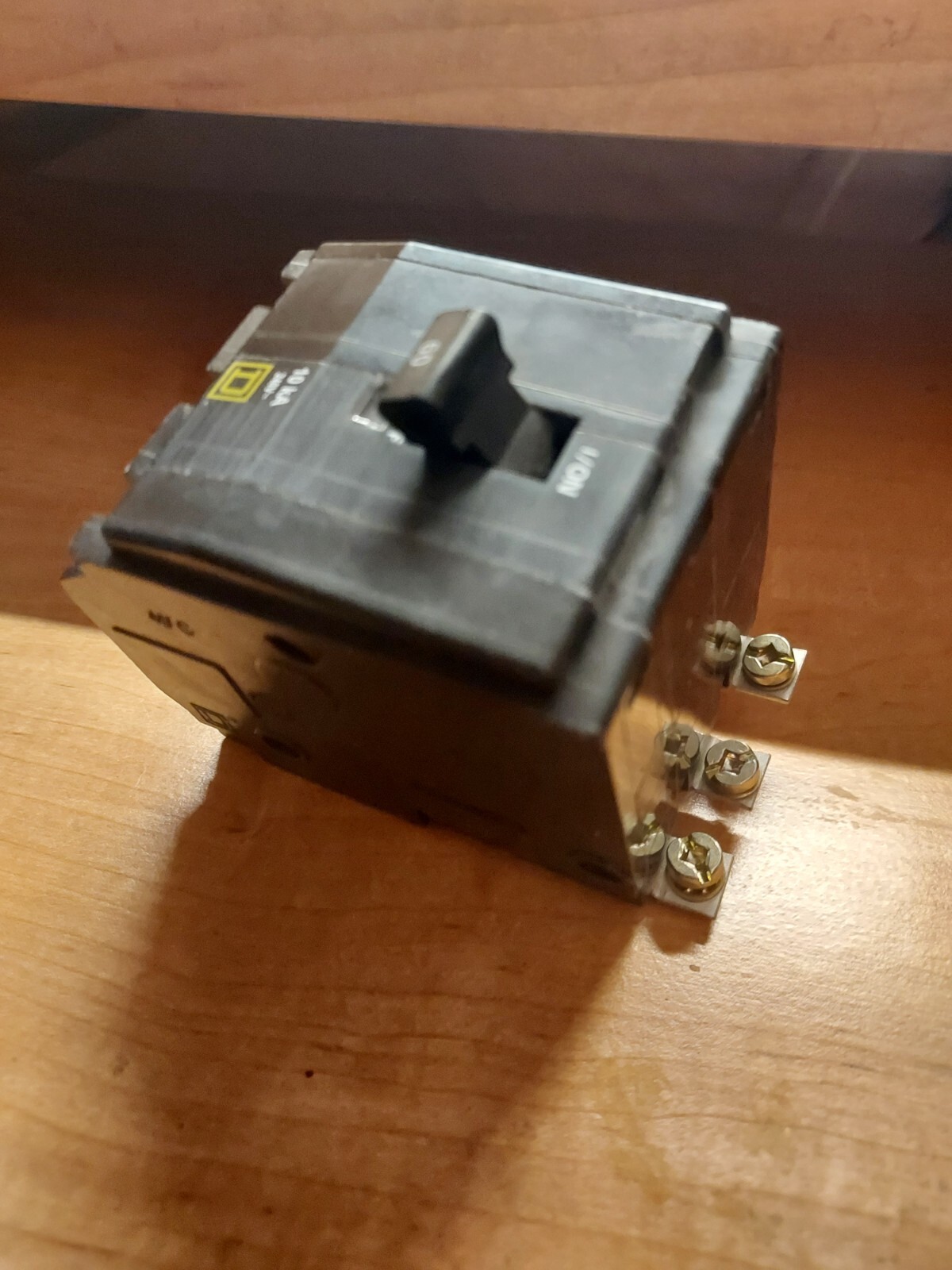 Square D QOB360 60 A Circuit Breaker