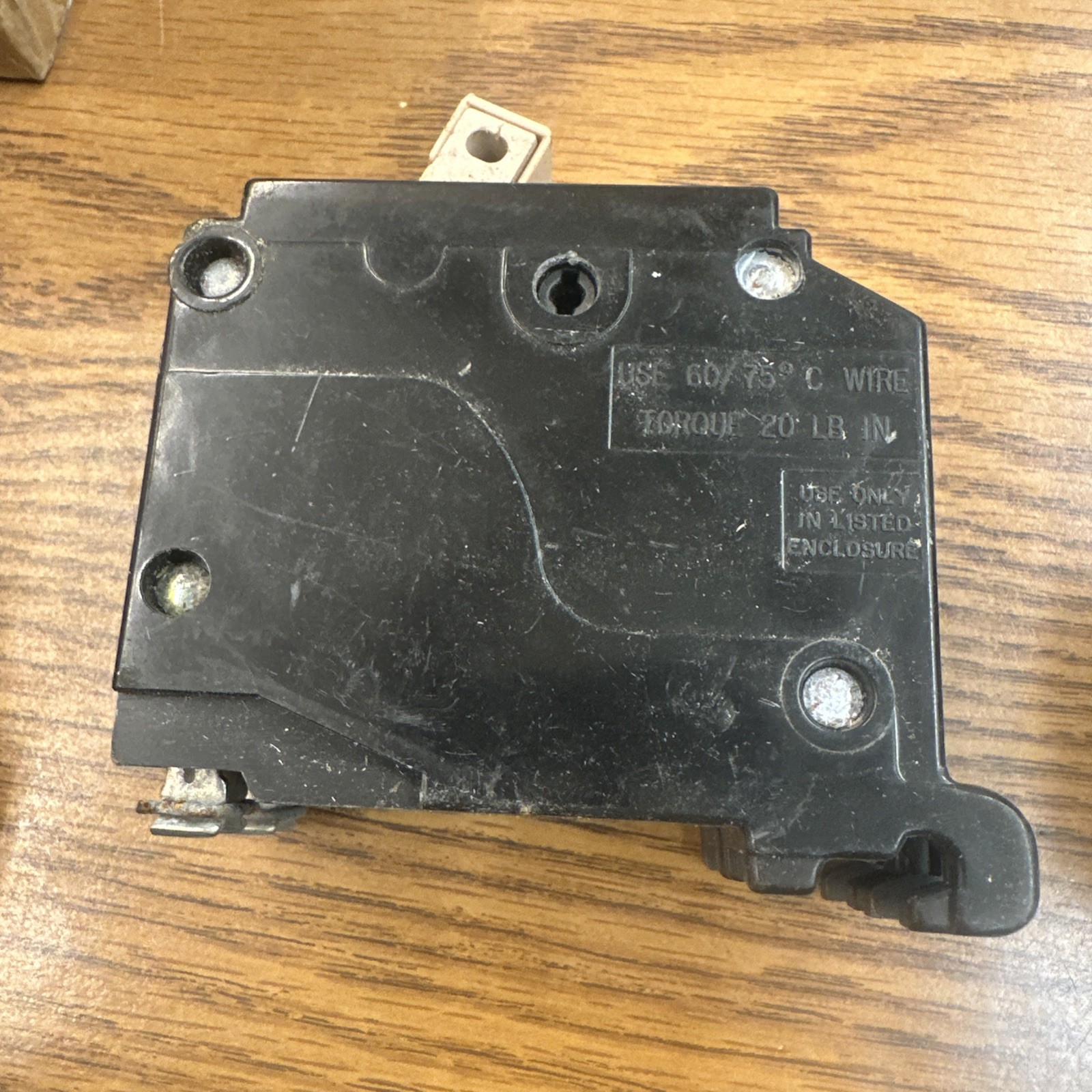 Cutler Hammer Double Pole Circuit Breaker 30 Amp 120/240 volts, CH230