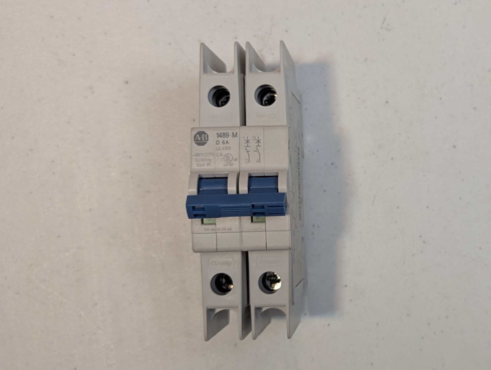 Allen-Bradley 1489-M2D060 Miniature Circuit Breaker, 2 Pole, 6A, DIN Rail Mount