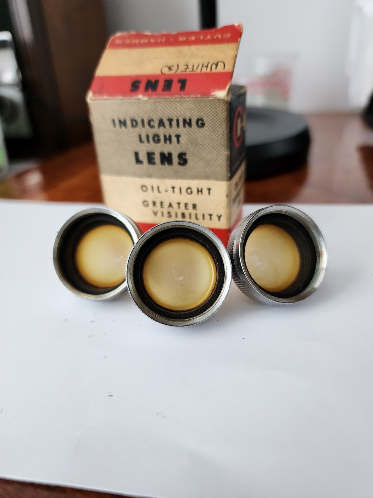LOT OF 3 – EATON CUTLER HAMMER, WH. GLASS INDICATING LIGHT LENS 10250 TC17 RC1-1