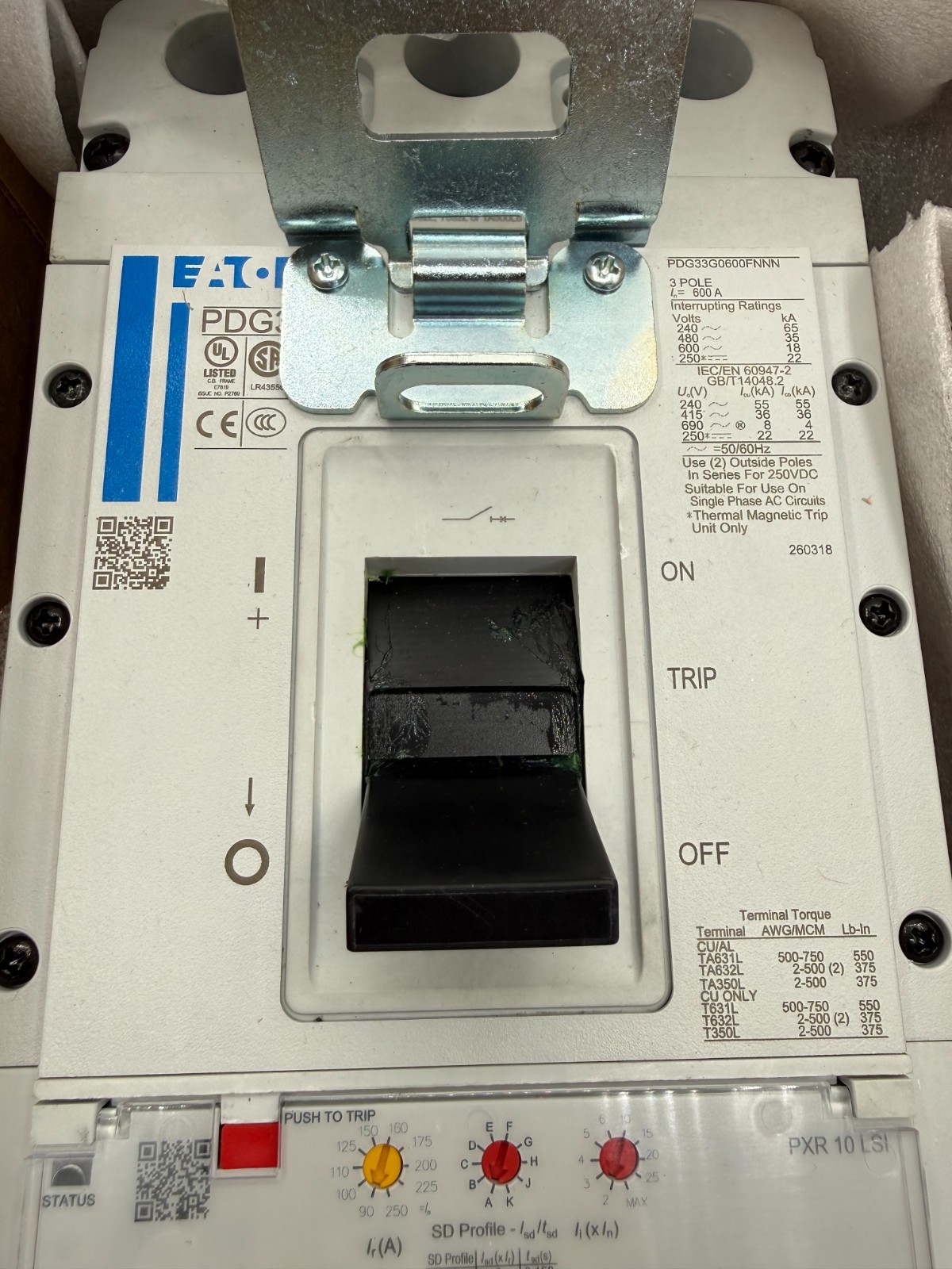 Eaton PDG33G0600FNNN 600amp 3pole Circuit Breaker W/ PDG3XPXR30250B2N – New