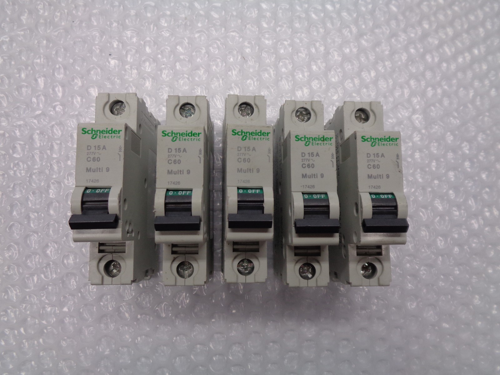 SCHNEIDER ELECTRIC 17426 BREAKER 1POLE 15AMPS LOT OF 5 NSNP