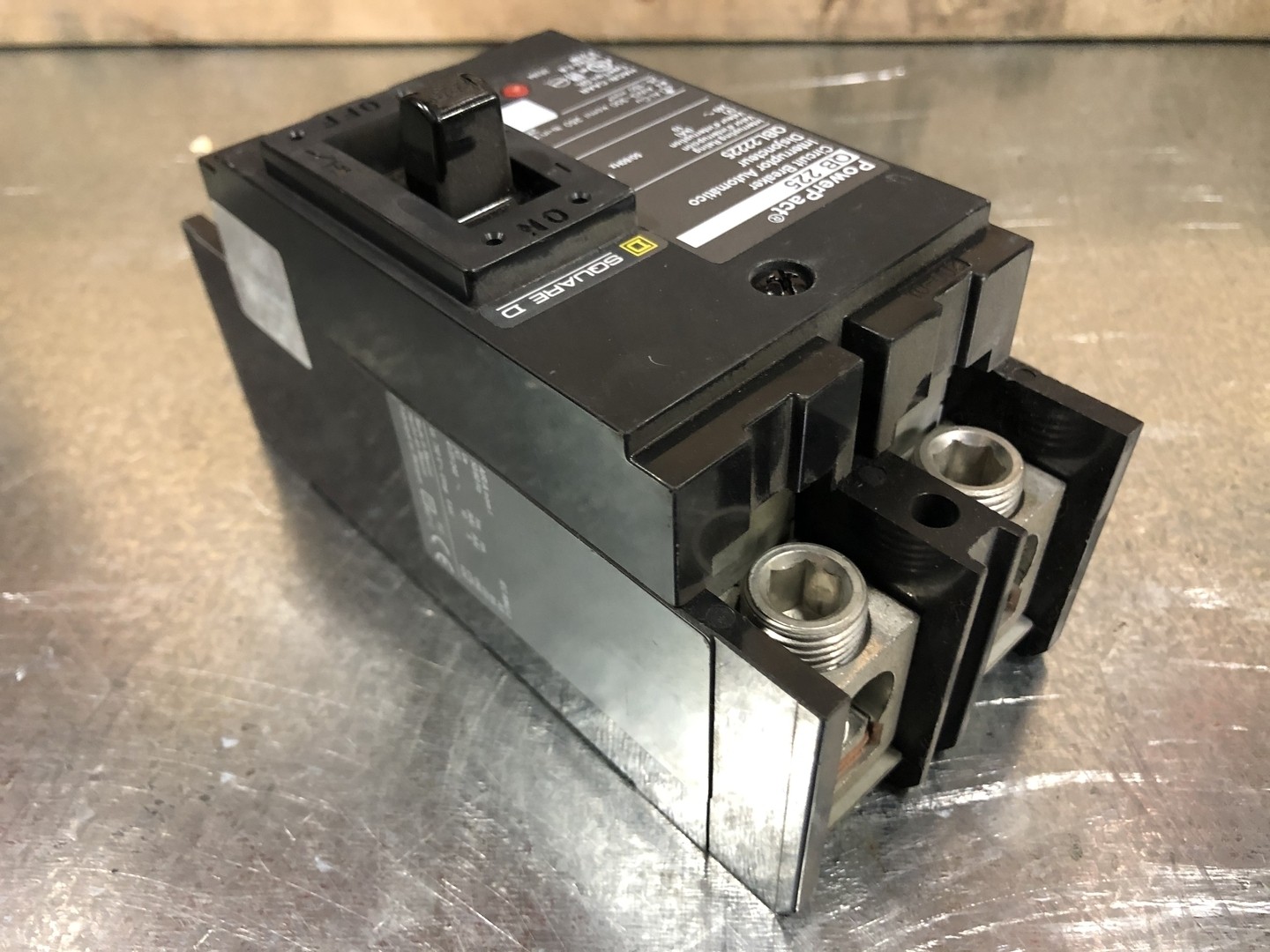 SQUARE D QBL22225 225 Amp, 2 Pole, 240 volts Circuit Breaker