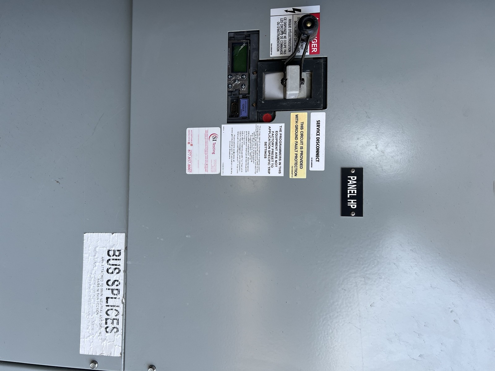 1200 amp commercial metering switchboard main 4000a bus rated indoor