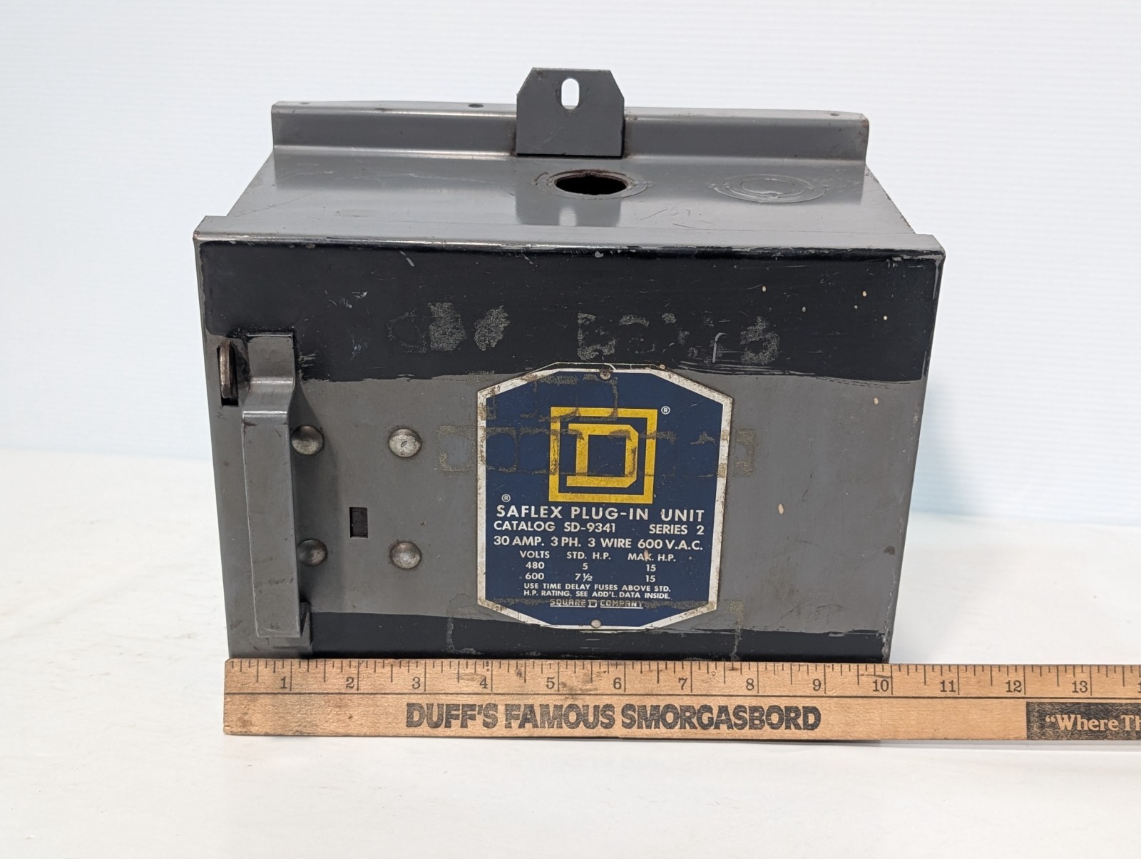 Square D SD-9341 Saflex Bus Plug-In Unit, Series 2, 30A, 3 Phase, 3 Wire, 600VAC