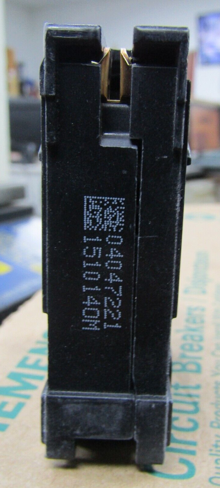 😃 (12) SIEMENS 20 AMP PUSH-IN CIRCUIT BREAKER 120/240 VAC 1 POLE Q120 LOT OF 12