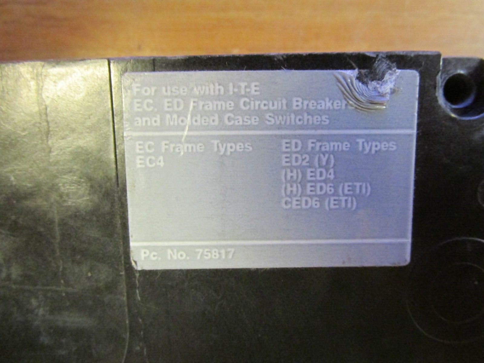 ITE ACCESSORY AUXILIARY SWITCH 15A, 125/250V, CAT# A01ED64 .. WI-17
