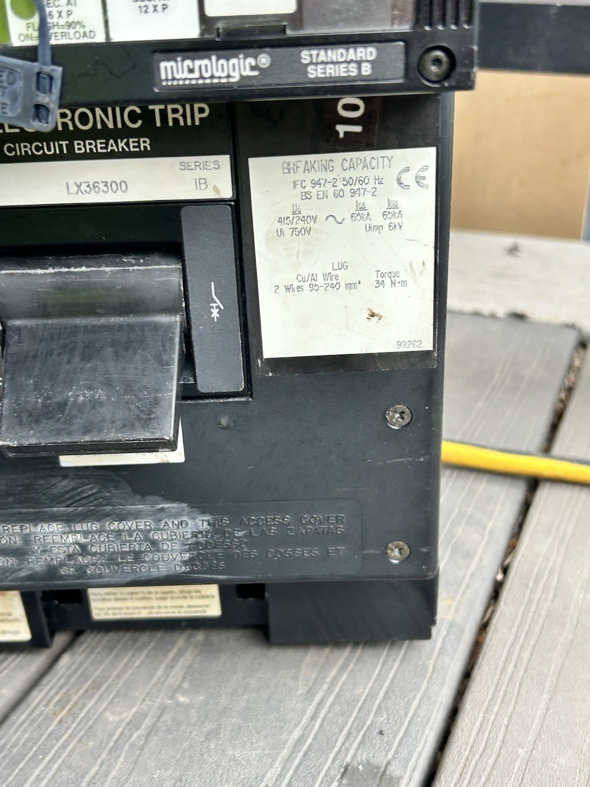 Square D LX36300