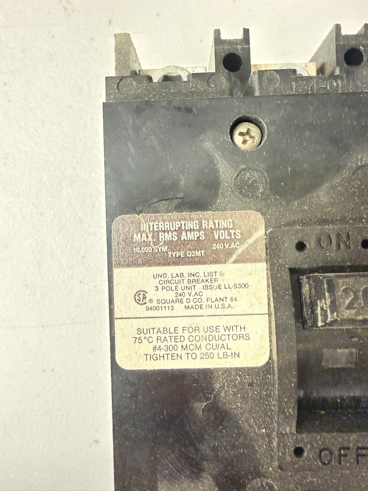 Q2L3200H Square D 200 Amp 240 VAC Circuit Breaker NOS