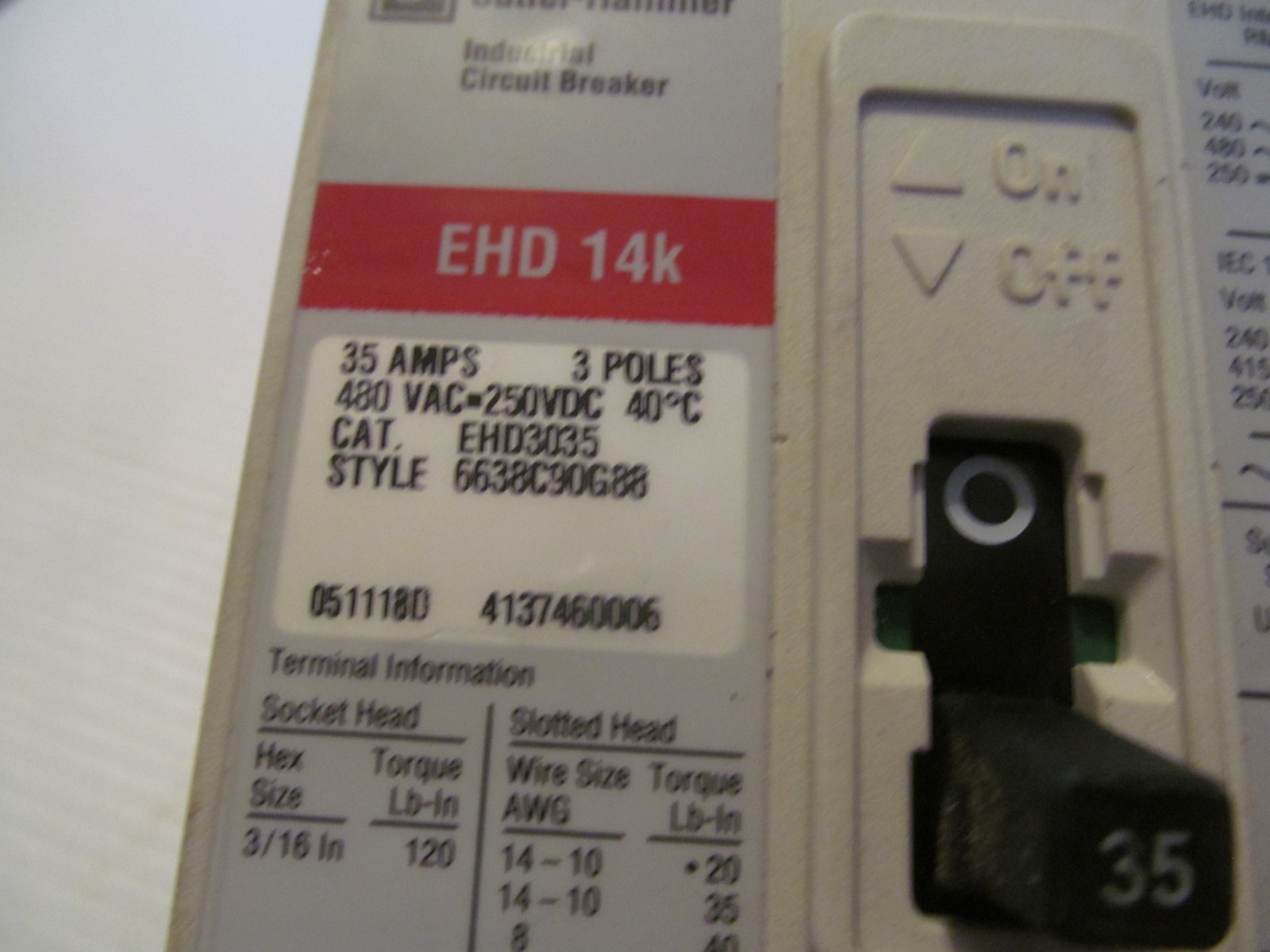 cutler hammer ehd3035 3 pole 35a 600v mc breaker.