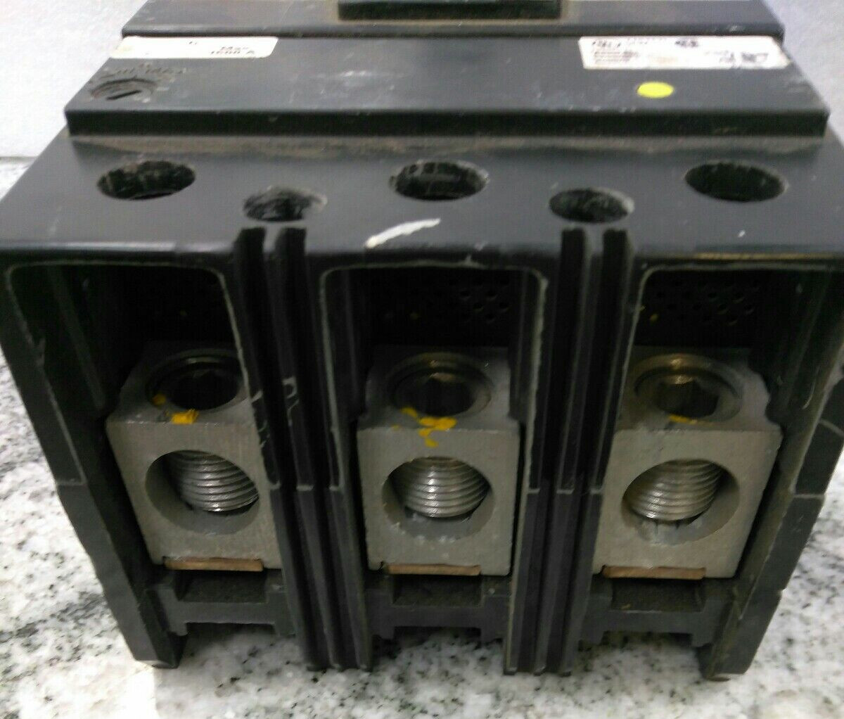 SQUARE D KAL36100 3P 600VA/250VD 100A AL250KA TYPE KAL Breaker/USE(33D3