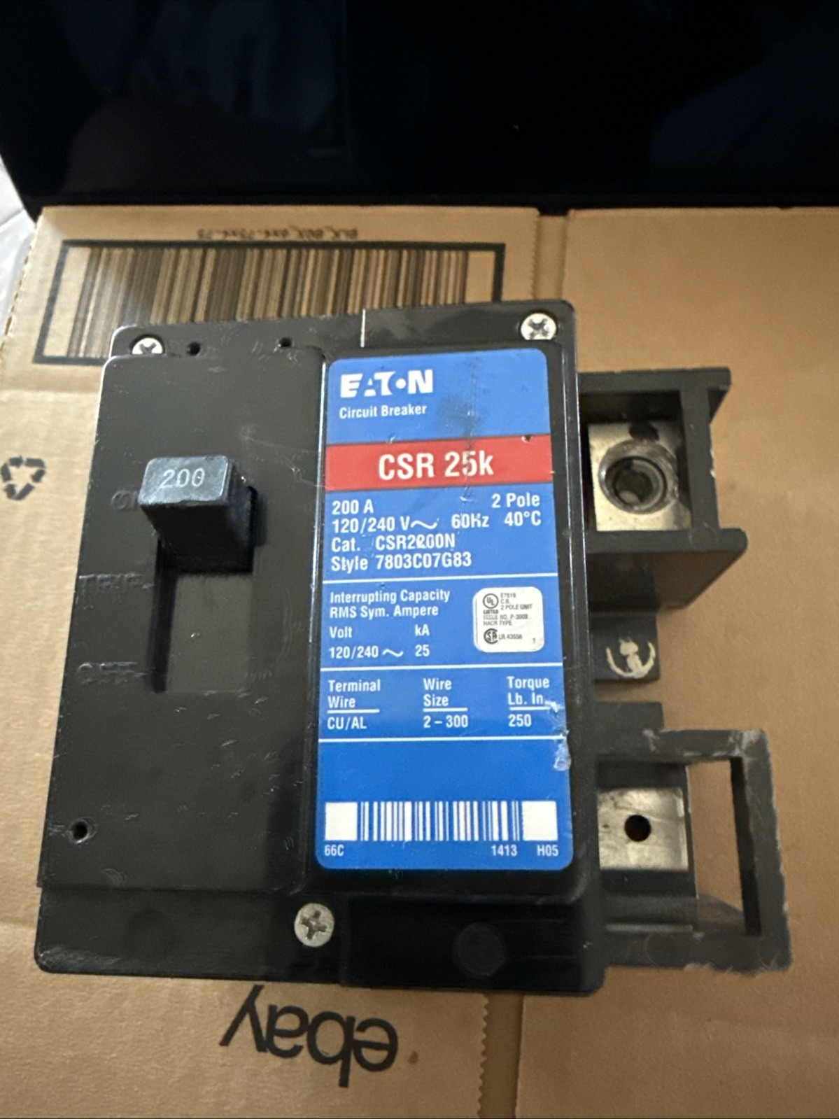 USED EATON CSR2200 Type CSR 25k Main Standard Circuit Breaker 200Amp missing See