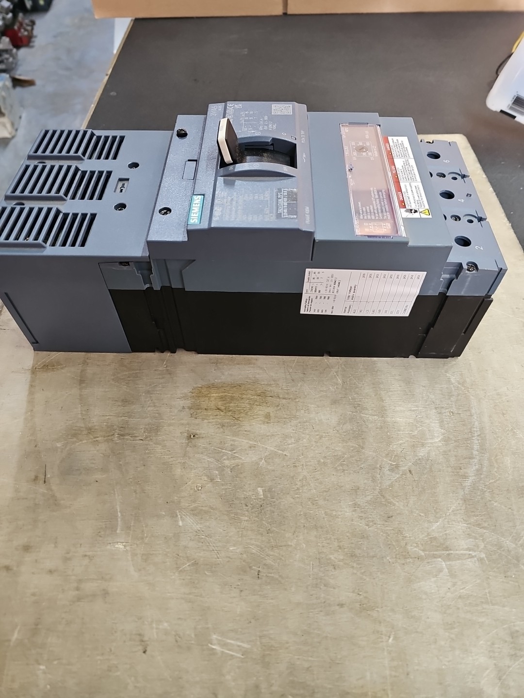NNB SIEMENS 400 AMP BREAKER 3VA5340-5EC31-0AA0