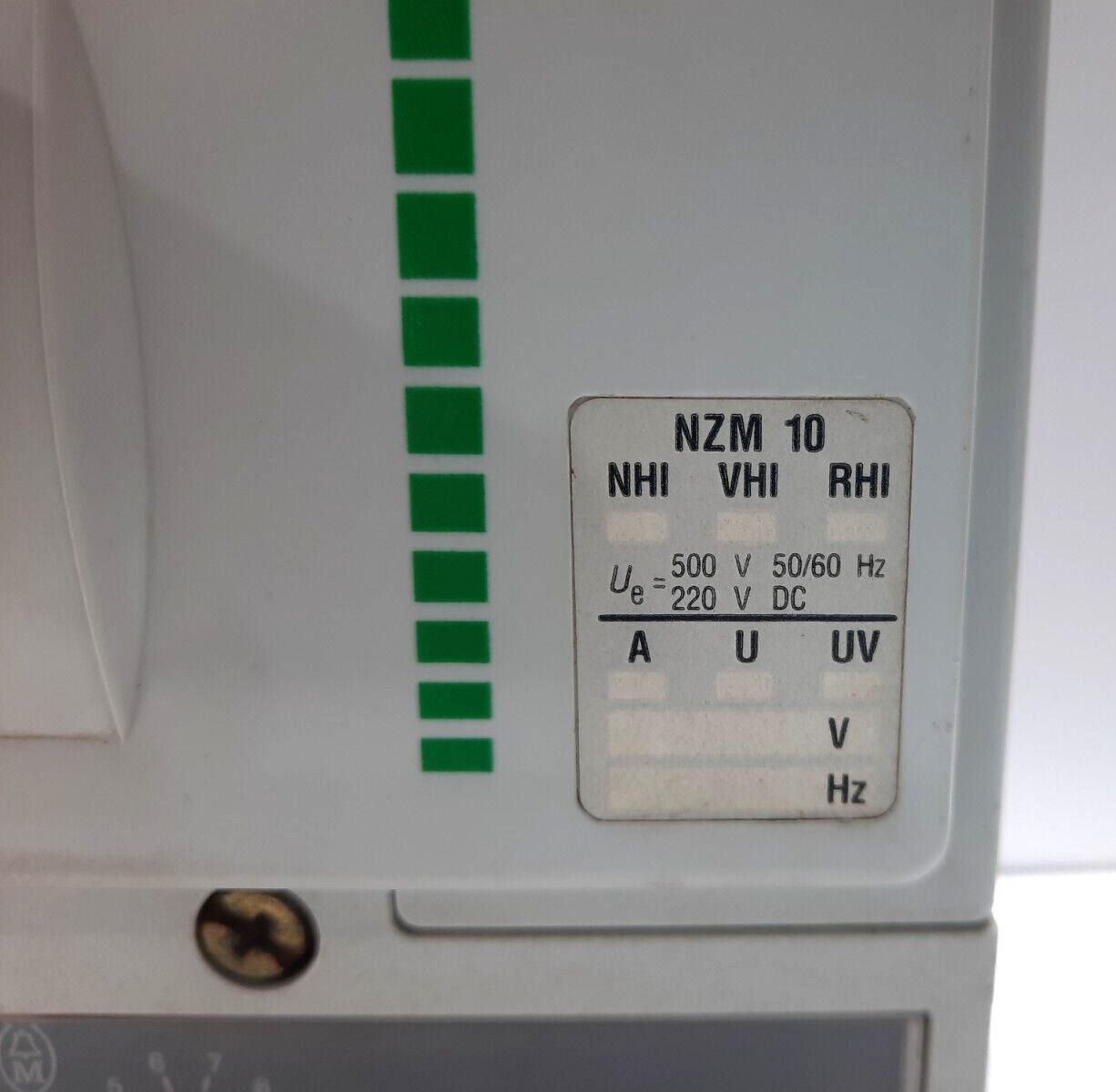 MOELLER NZM 10-630N 3 POLE 630 AMPS CIRCUIT BREAKER 690VAC / TESTED OK