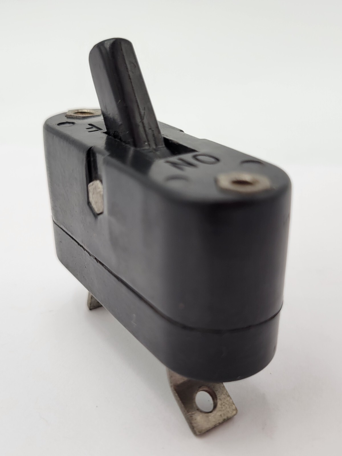 Vintage Klixon C-6363-10A Aircraft Toggle Circuit Breaker Avionics Use 10A Black