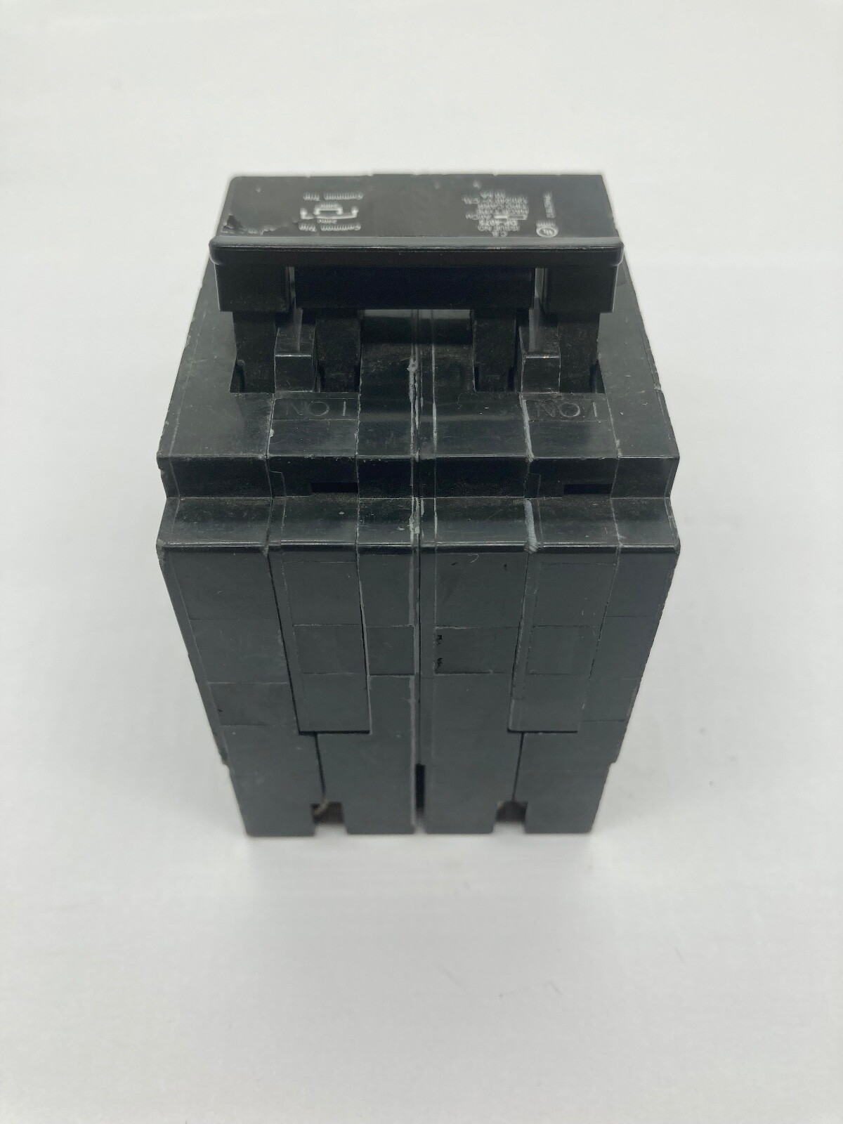 HOMT225225 Homeline Quad Two 2 Pole 25 Amp 120 240V HOMT Plug In Breaker CHIPPED