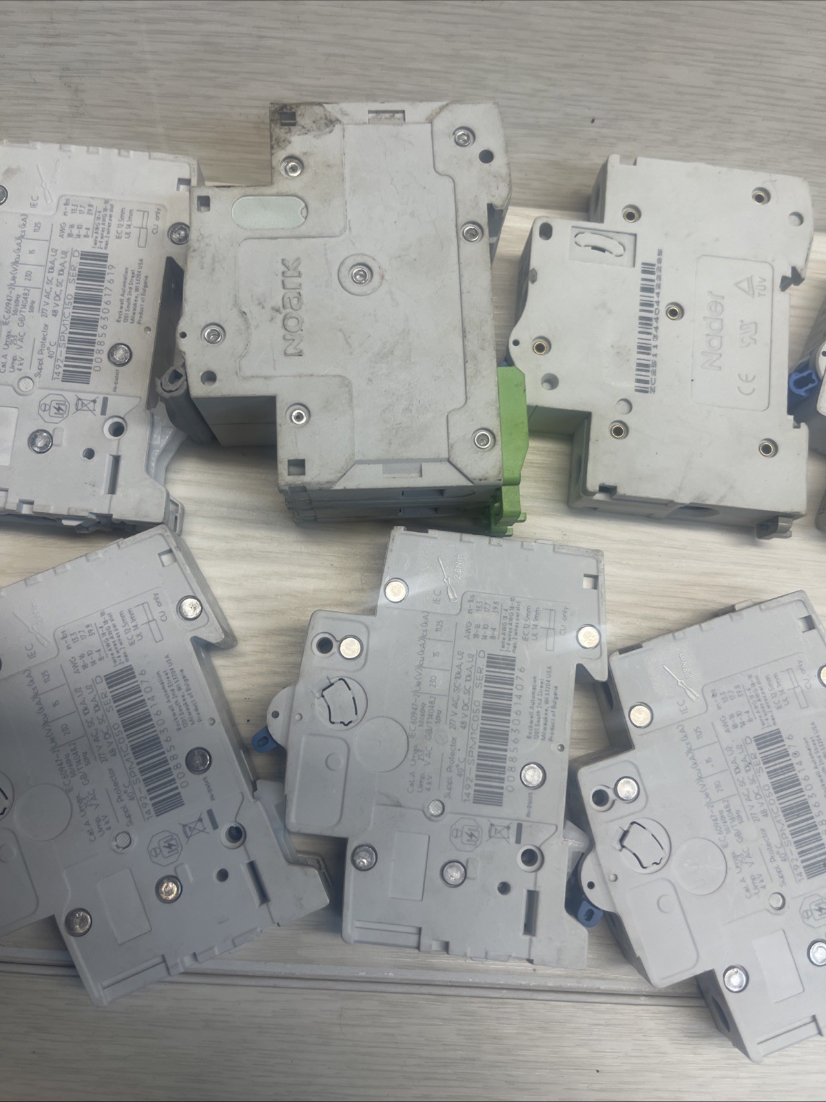lot of 11 Noark Miniature Circuit Breaker /NADER/CHNTA-B 5/10/15/10/5000A