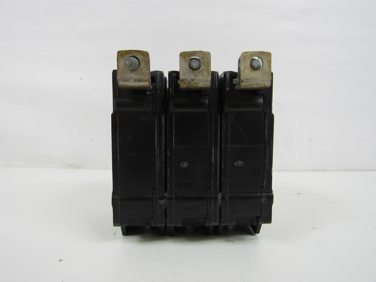 GE THQB32040 40 Amp 3 Pole 240V Mini Circuit Breaker