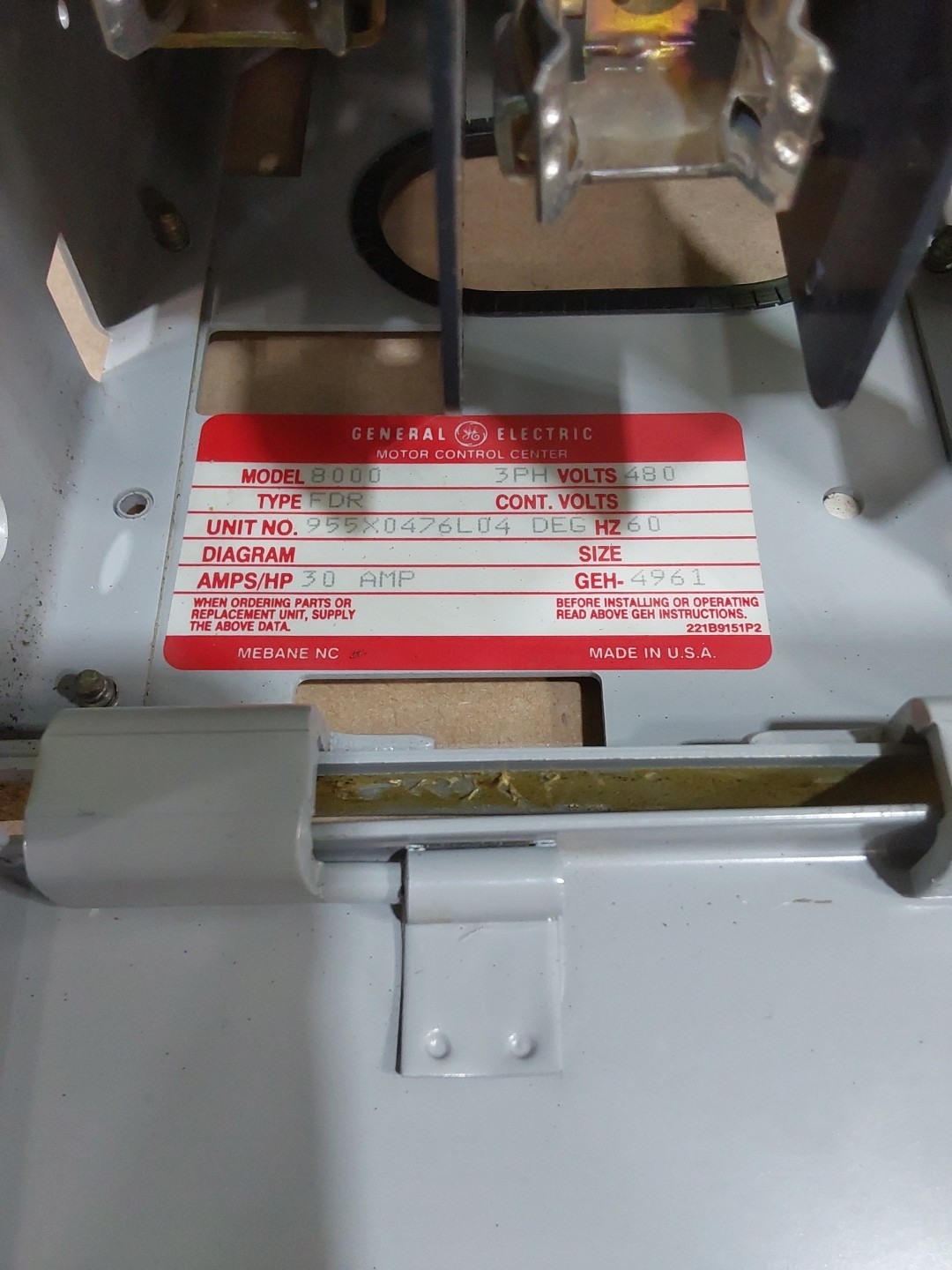 MCC General Electric Model 8000 Type FDR 3 PHASE 480 VOLTS 60HZ