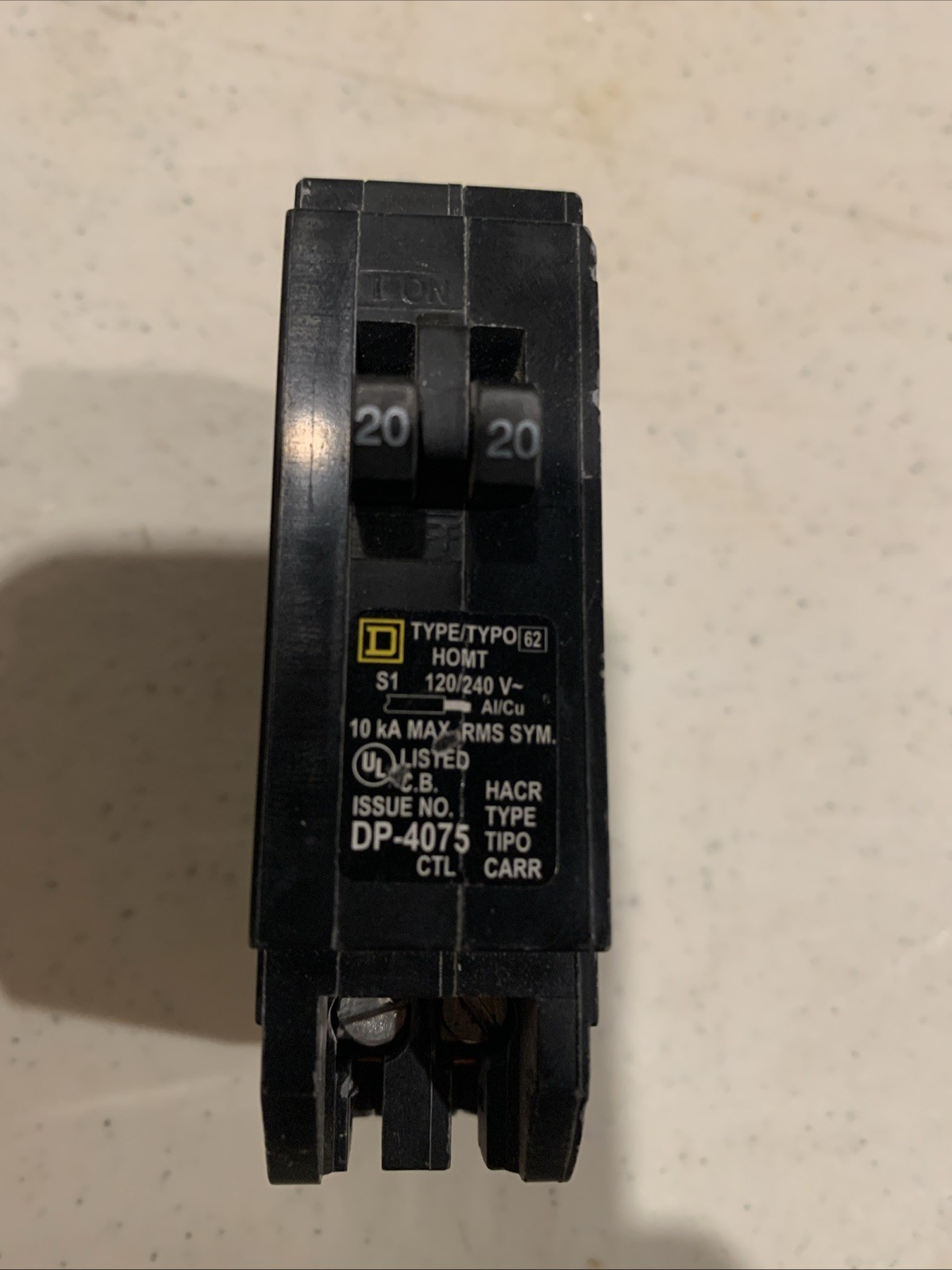 Square D HOMT2020 Homeline 20 amp Twin 1 Pole Tandem Circuit Breaker NEW!!