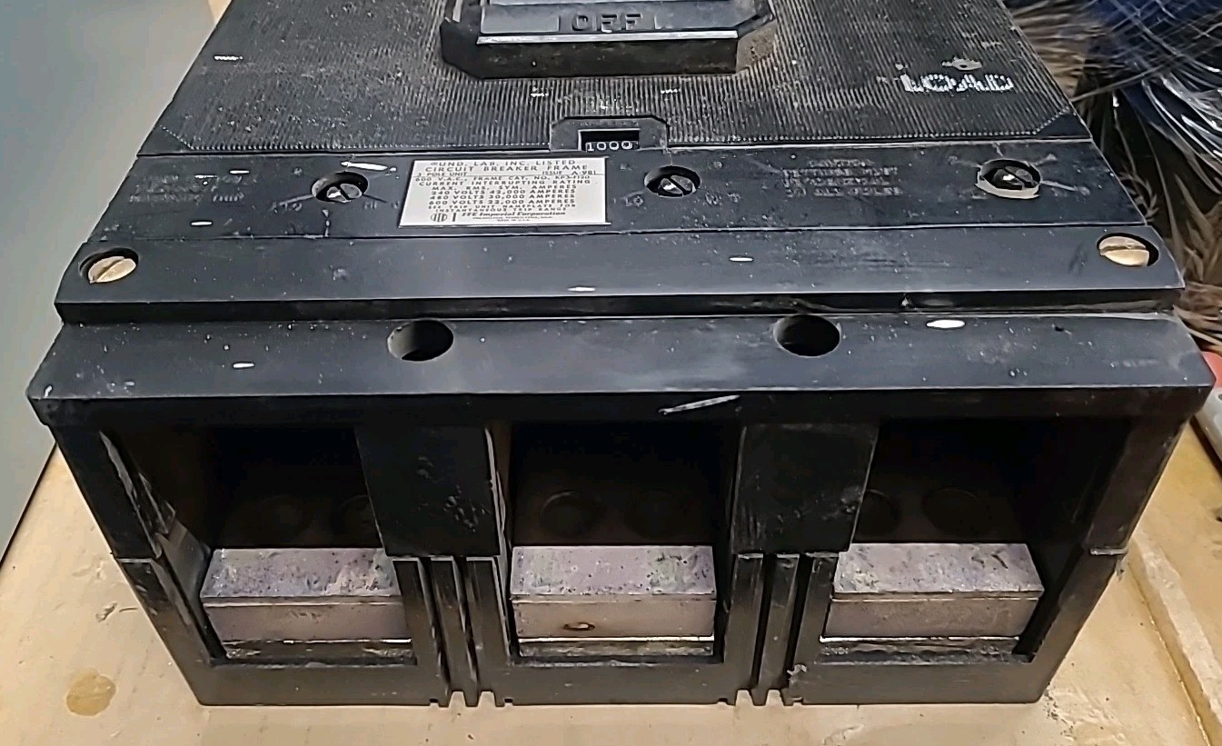 ITE CIRCUIT BREAKER KP3-F120 1000 AMP MAGNETIC TRIP 600 VAC 3-POLE