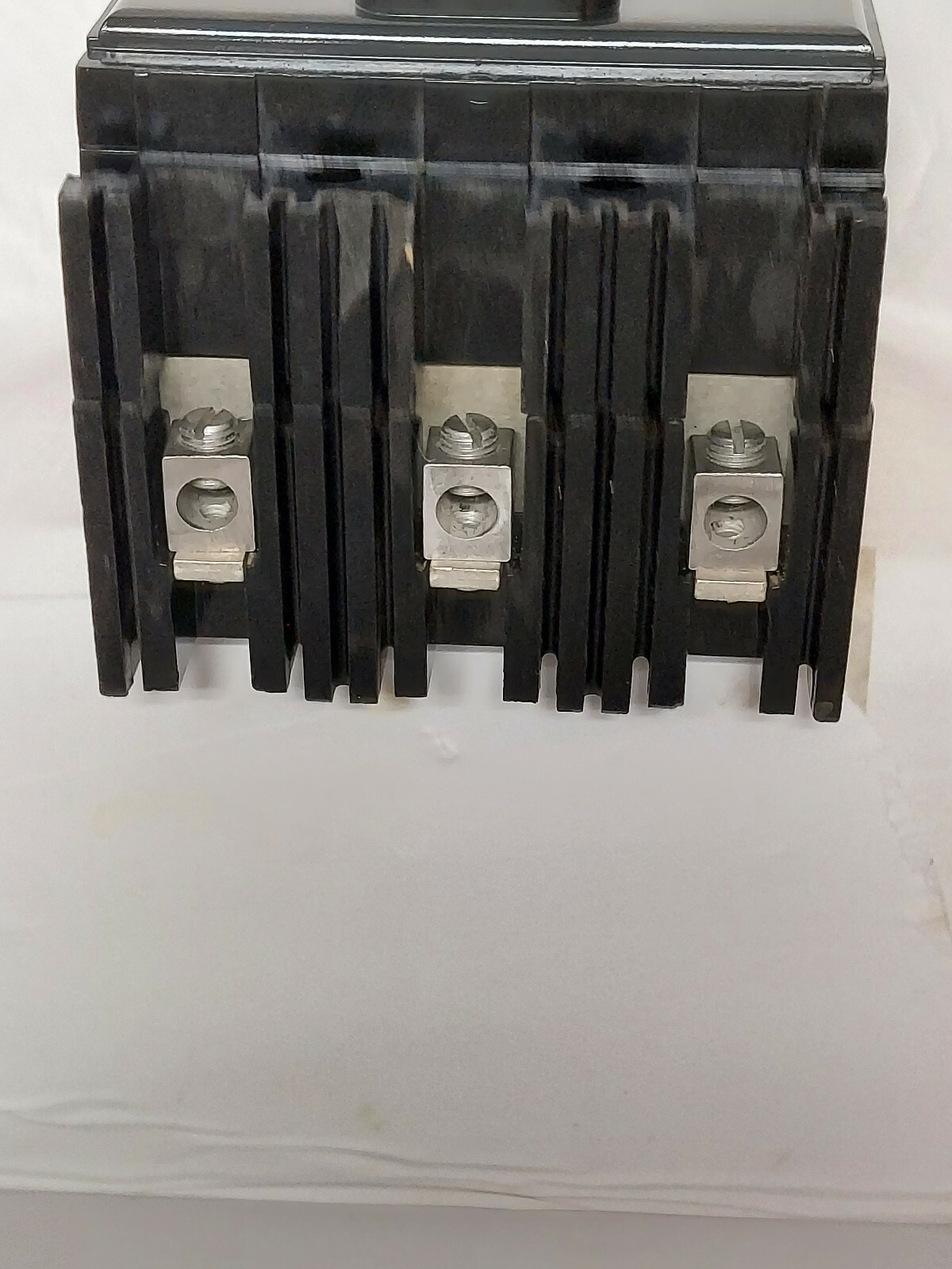 FPE 40 Amp 3 Pole 240 VAC 125/250VDC Type NE LK-328 AWG #14 – #2 Circuit Breaker