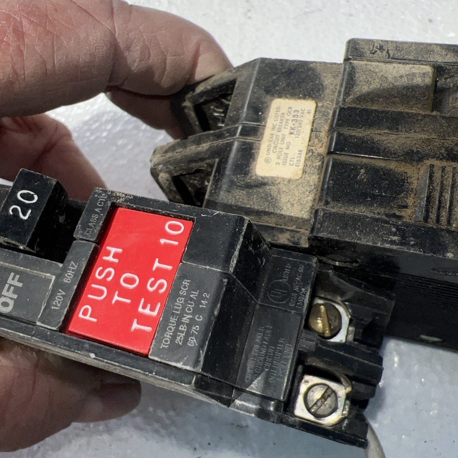 Lot of 40 Circuit Breakers assorted Single Double 3 Pole 20 30 60 Amp Lot 135