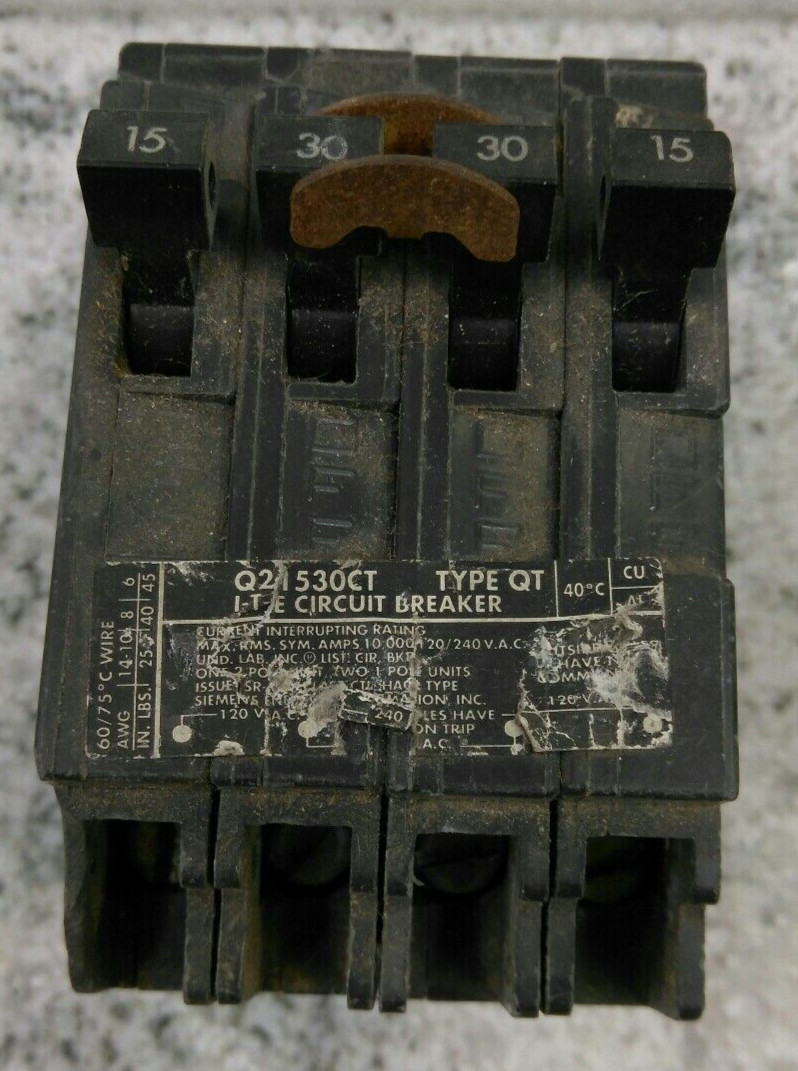 Siemens/ BREAKER/Q21530CT /15-30Amp /4 Pole / 120/240VAC/QT/ QUAD/USE(L198