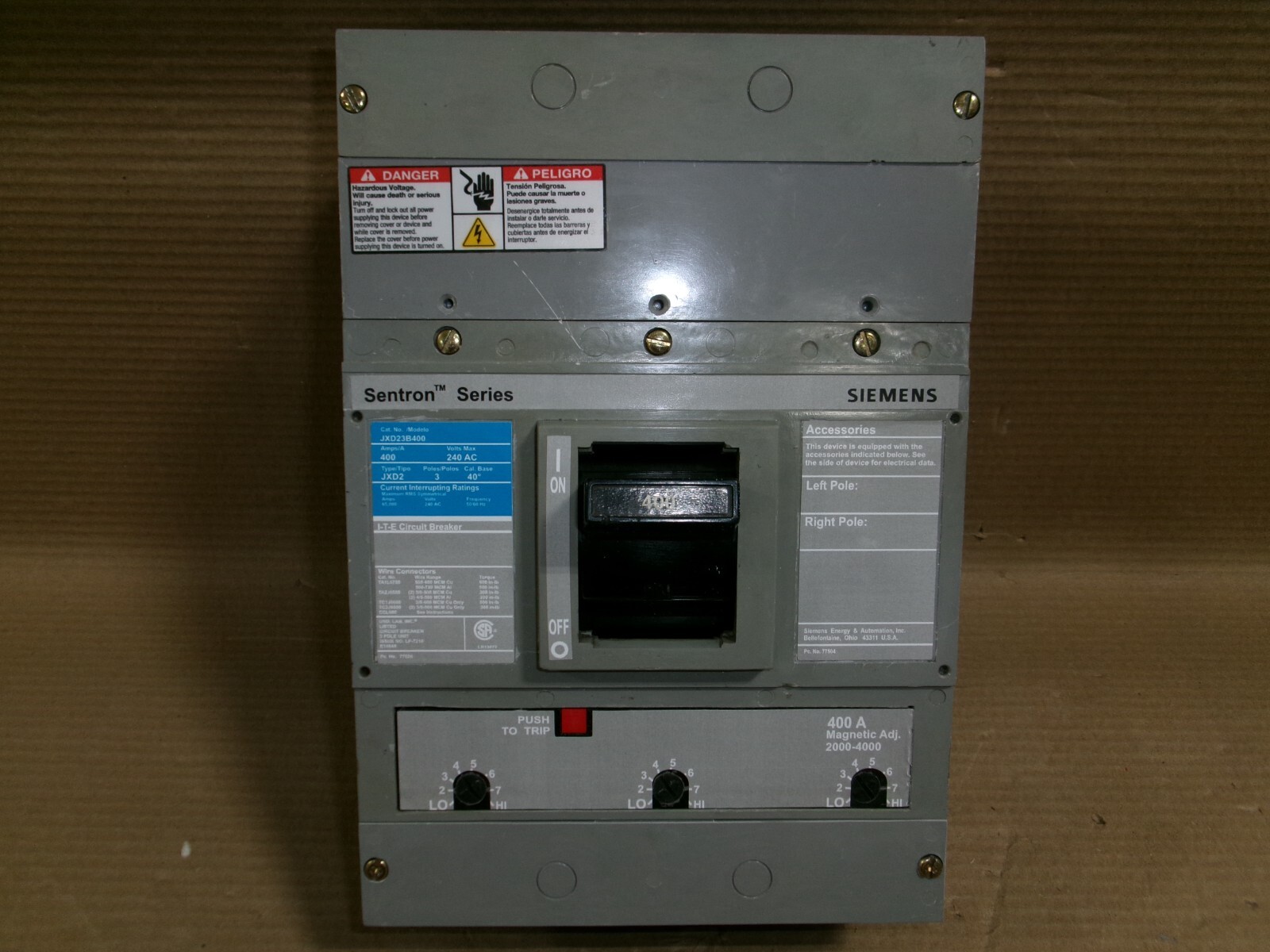 ITE Siemens JXD2 JXD23B400 3 Pole 300 Amp Trip 240V Circuit Breaker FLAWED #56