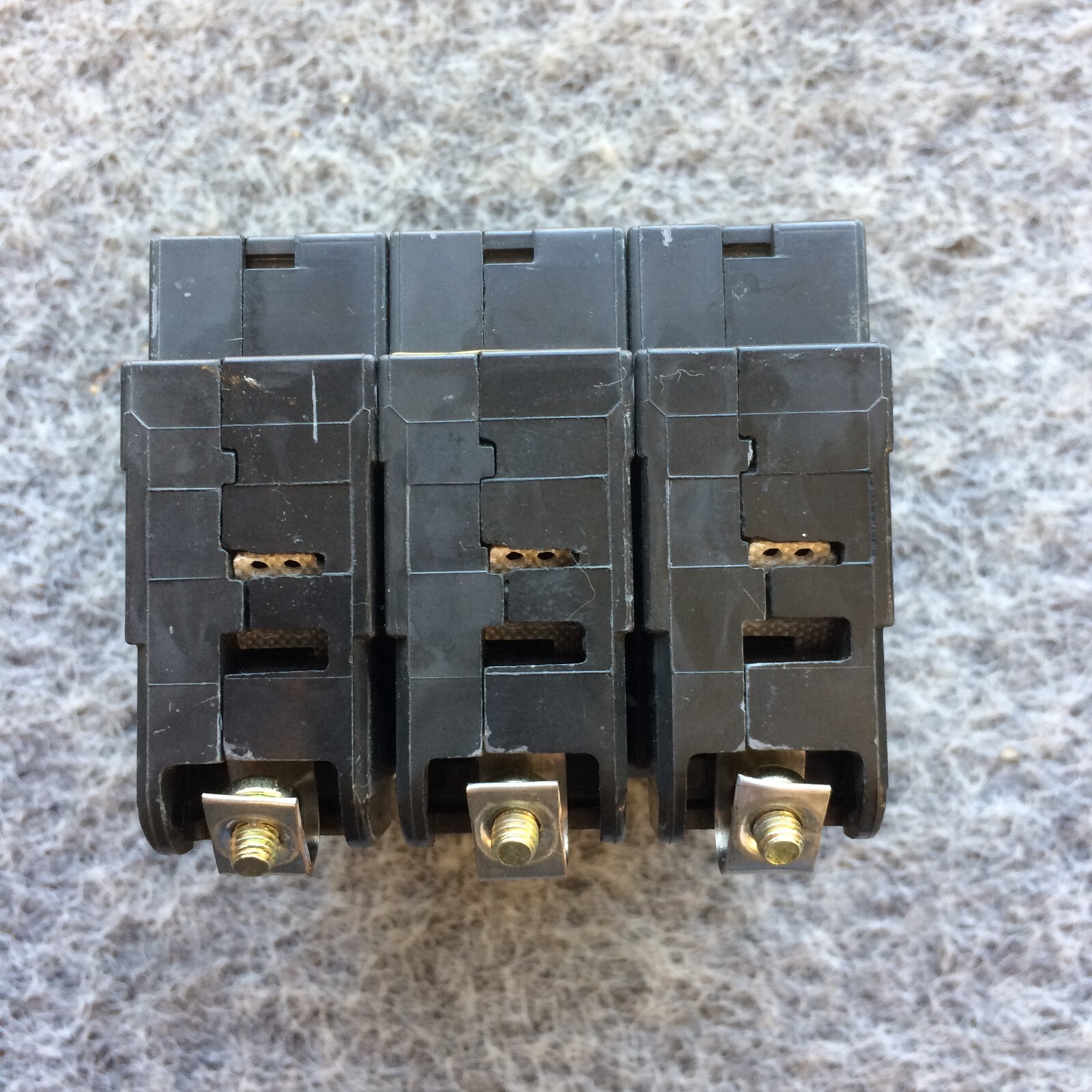 Square D EHB34030 EHB-4 Series 2 Circuit Breaker 3-Pole 30A Bolt-On NOS