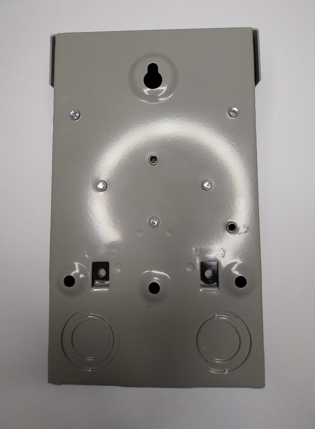 AC Disconnect Box Outdoor – 120V/240V Unbranded Padlock able