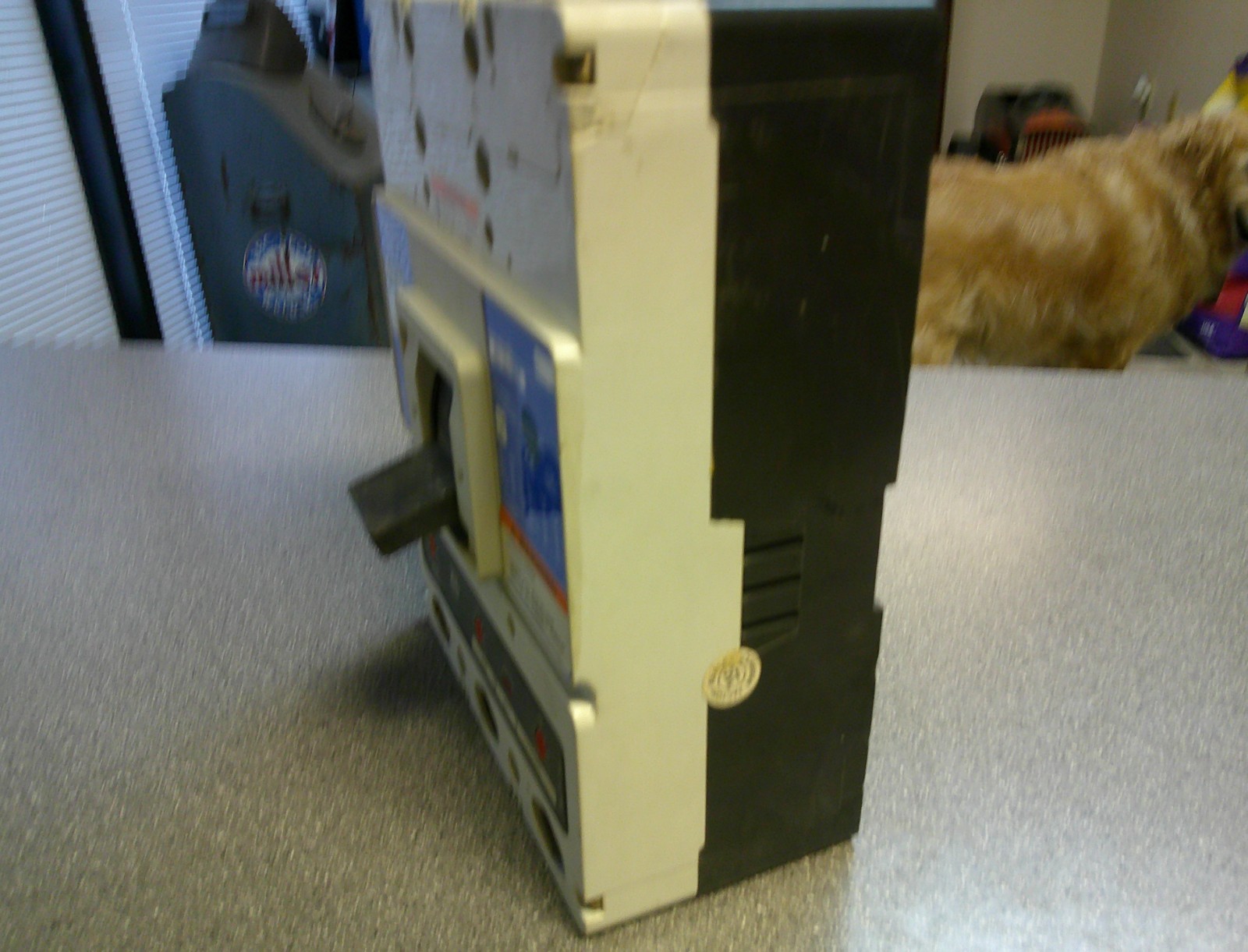 CUTLER HAMMER LD3600F 600 AMP 600 VOLT CIRCUIT BREAKER WITH MAGNETIC TRIP
