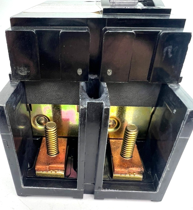 Square D Q2M2200MT 200 Amp 2 Pole Circuit Breaker Type Q2MT 240VAC 2P — NEW NIB