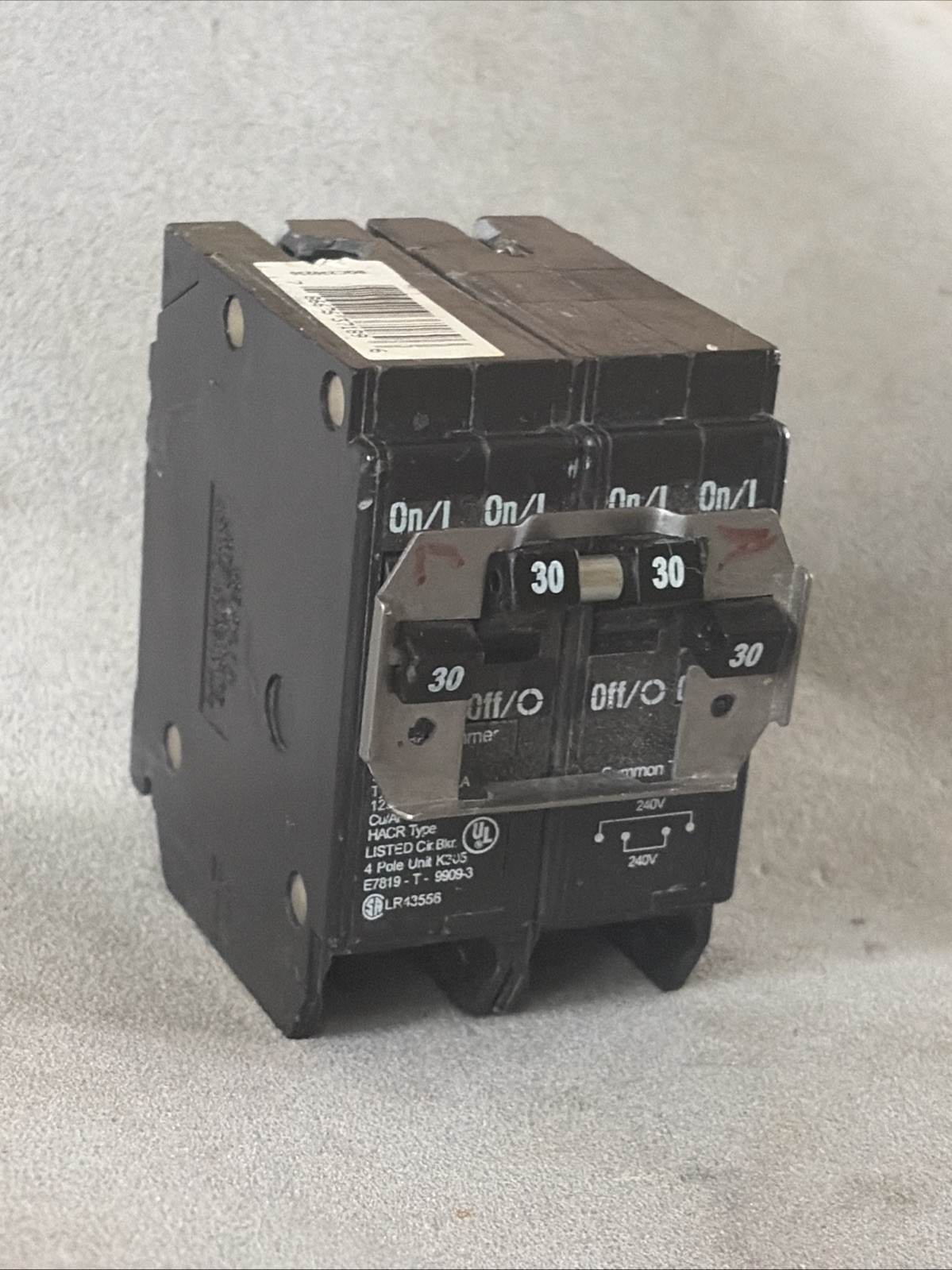 Eaton BQC230230 BR Thermal Magnetic Circuit Breaker ~modified CTL clip removed