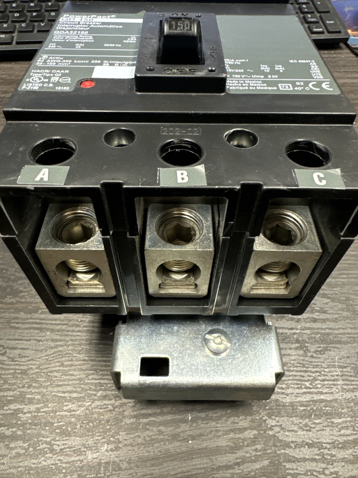 QDA32150 Square D 150 Amp 240V 3 Pole 25kA@240V PowerPact Circuit Breaker New