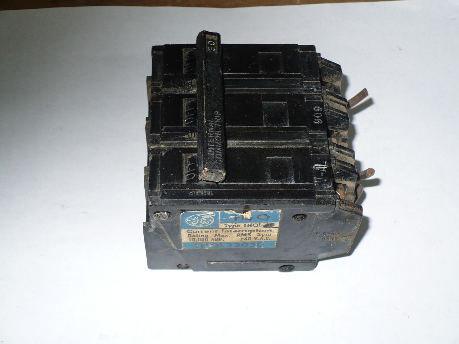 1 pc GE Circuit Breaker, THQL32030, 30A, 3P, Used