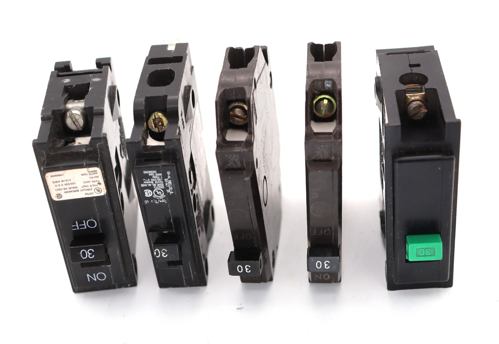 Assorted lot of 8- 15 Amp 1 and 2 Pole Circuit Breakers *See Description*
