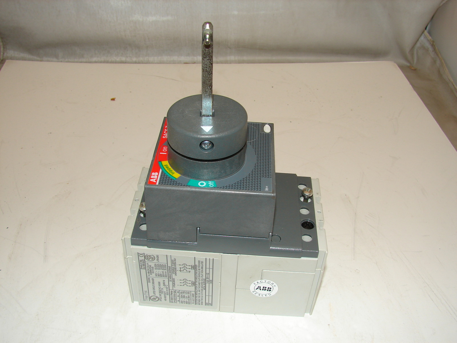 ABB T1N CIRCUIT BREAKER 90A W/ SACE TMAX ROTARY SWITCH ****NNB****