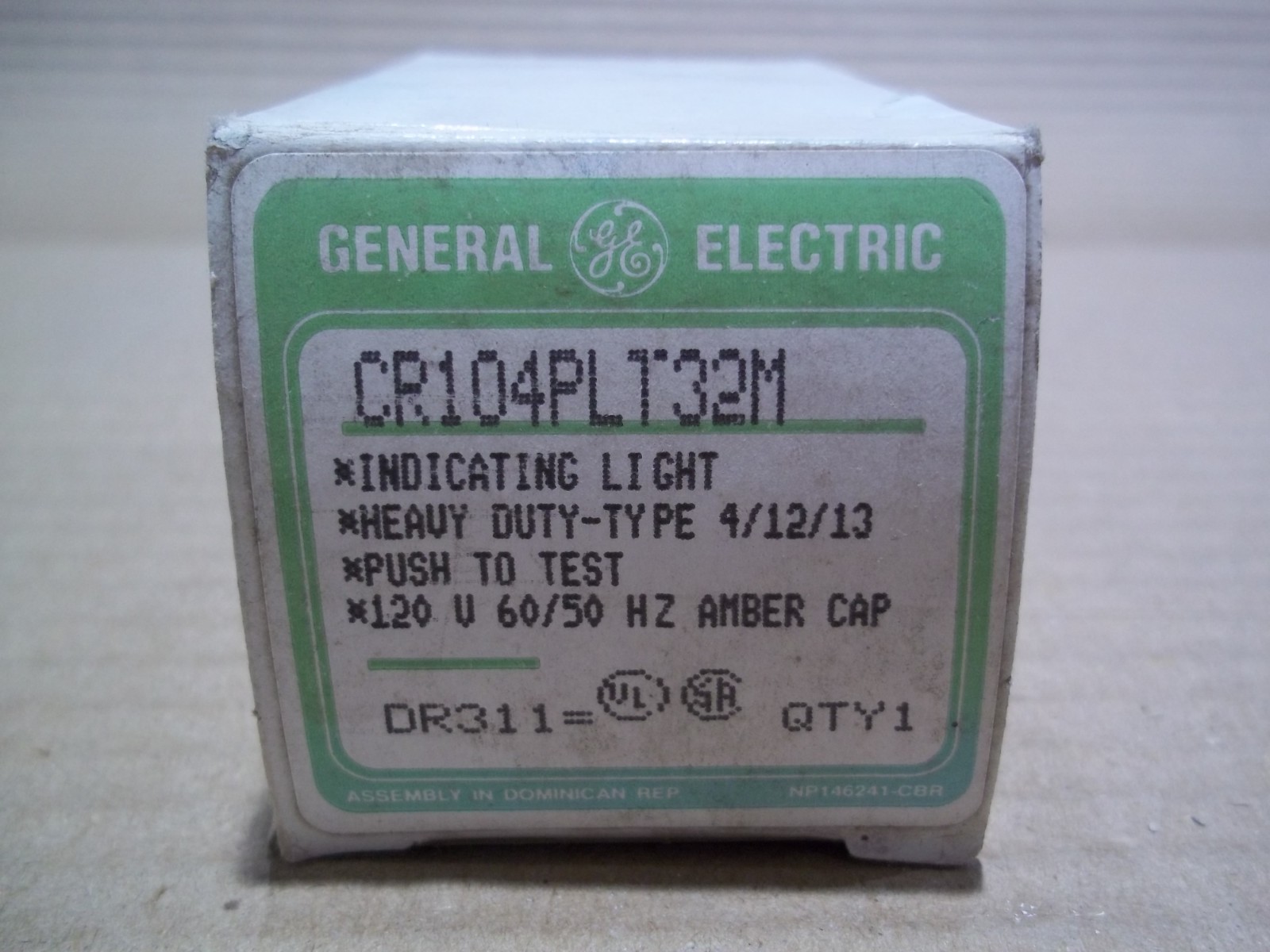 New General Electric CR104PLT32M Indicating Light Heavy Duty Type Amber Lens
