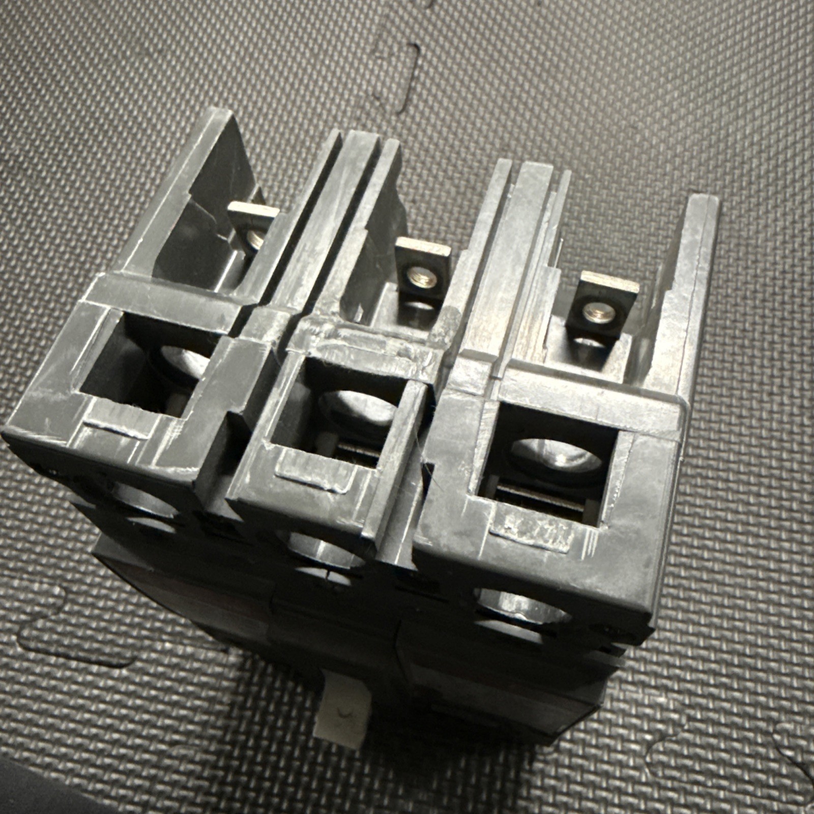 GE SEPA36AT0100 Molded Case Circuit Breaker, 100 A, 600V AC, 3 Pole