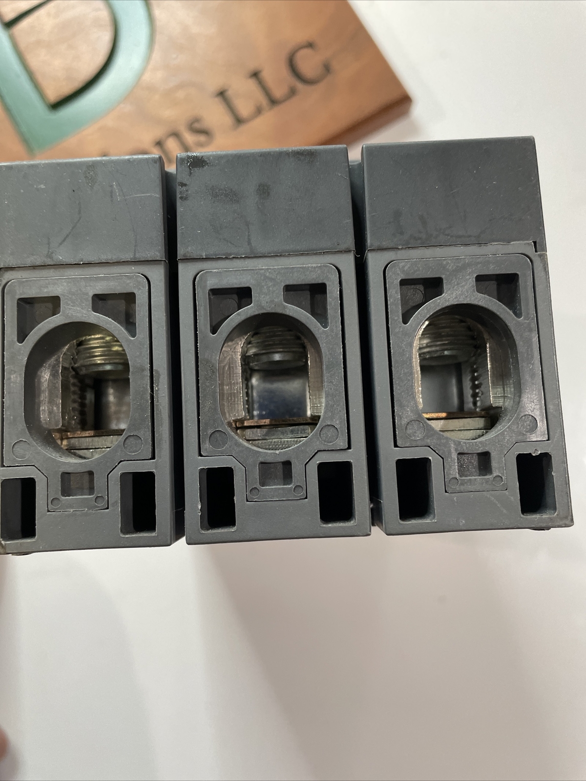 NOARK CIRCUIT BREAKER 15AMP 3 POLE M1S15T3L