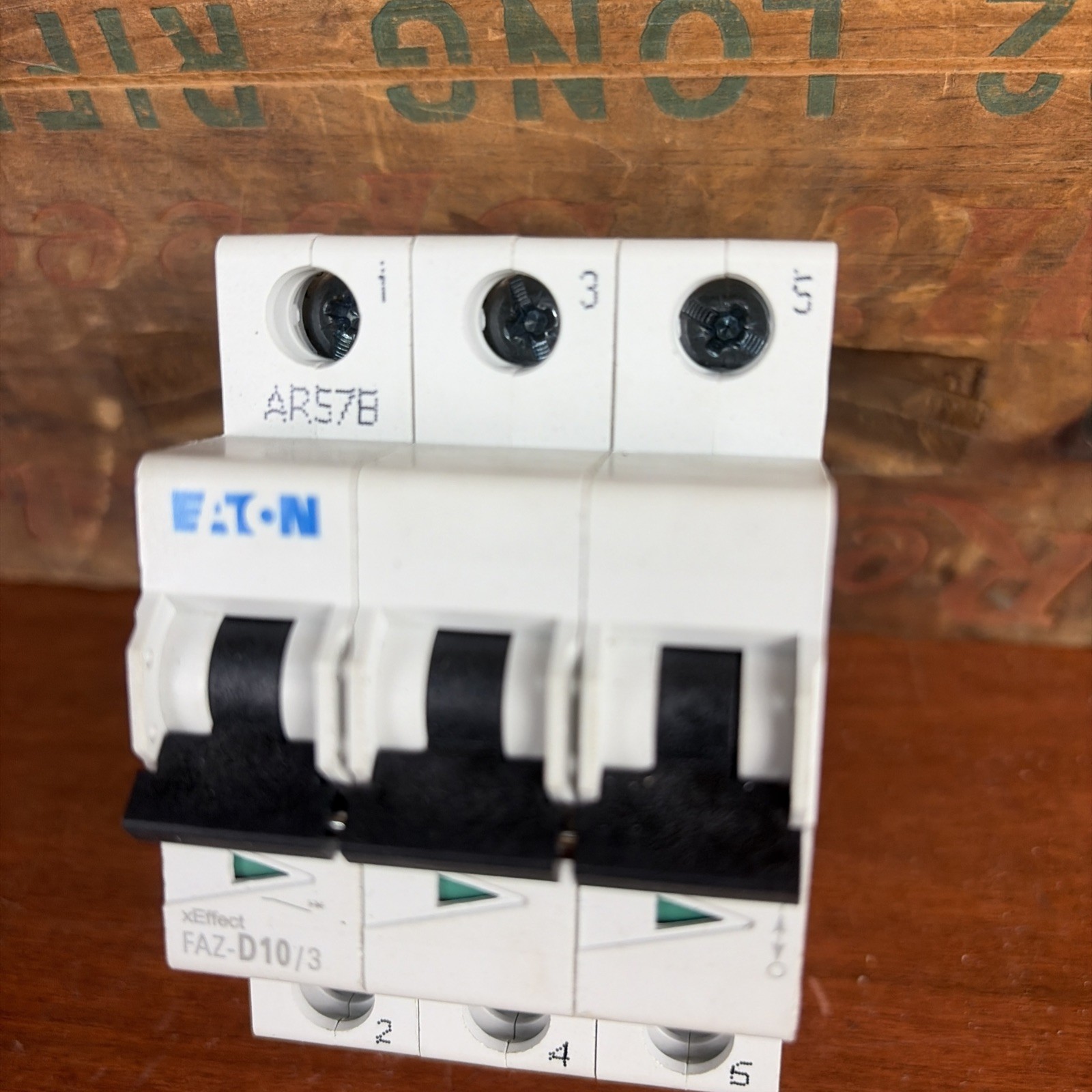 EATON,FAZ-D10/3-RT,CIRCUIT BREAKER 10A 480Y/277V 3P
