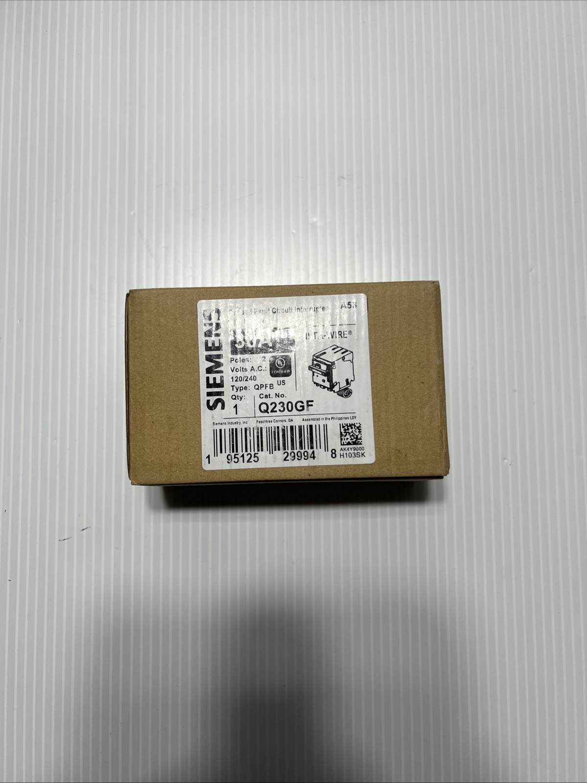New Siemens Q230GF Ground Fault Circuit Interrupter with Self Test 30amp