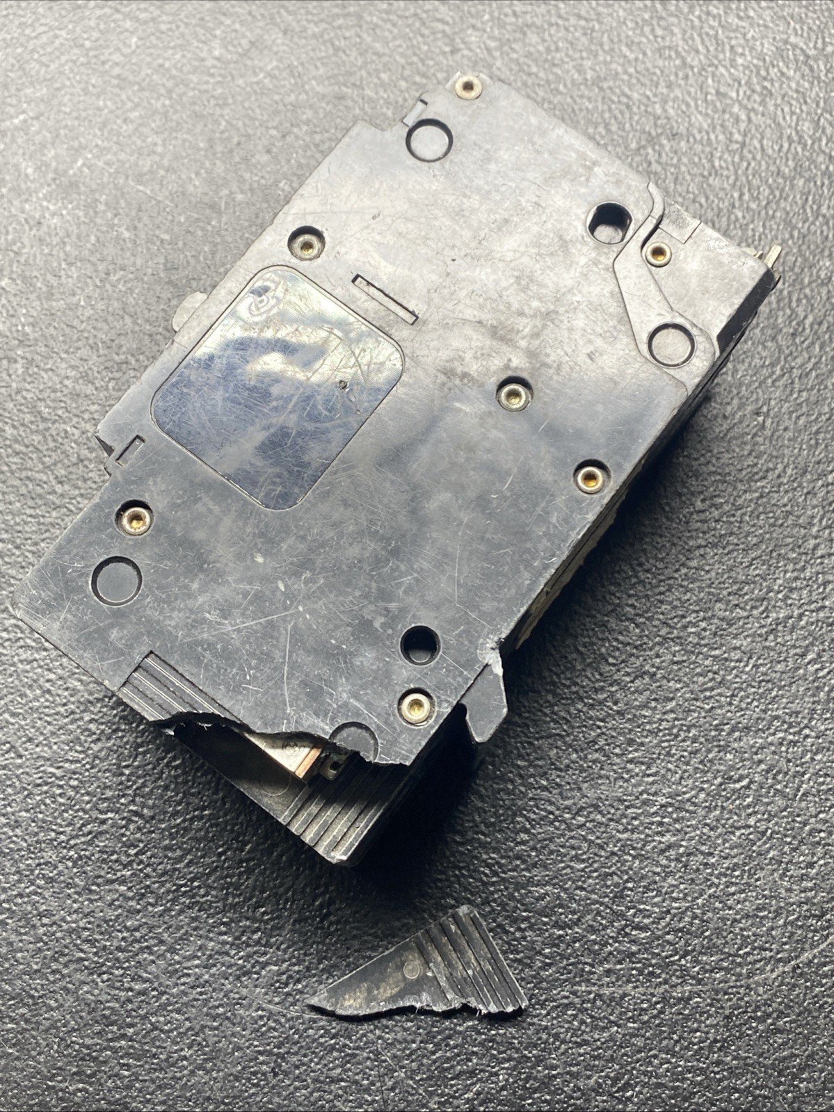 SQUARE D CIRCUIT BREAKER EDB34030 – 30 AMP 3 POLES