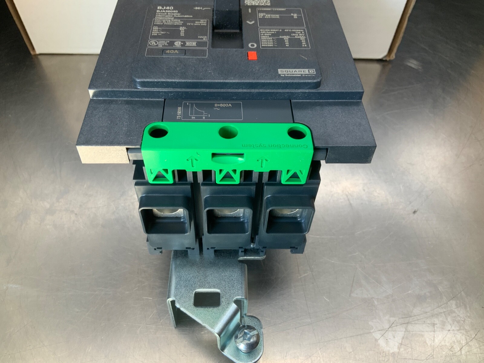 Square D BJA36040 PowerPact B Circuit Breeaker 3-Pole, 40a