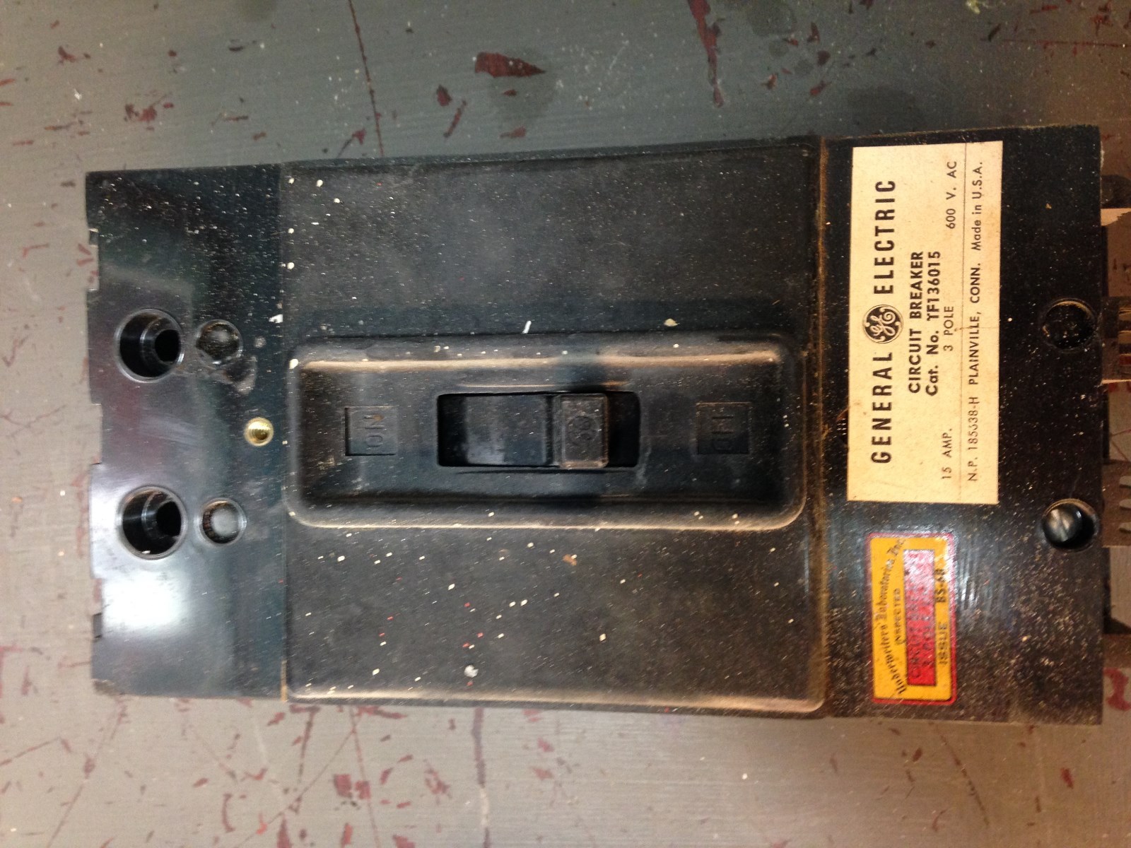 GE CIRCUIT BREAKER TF136015 ~ Used