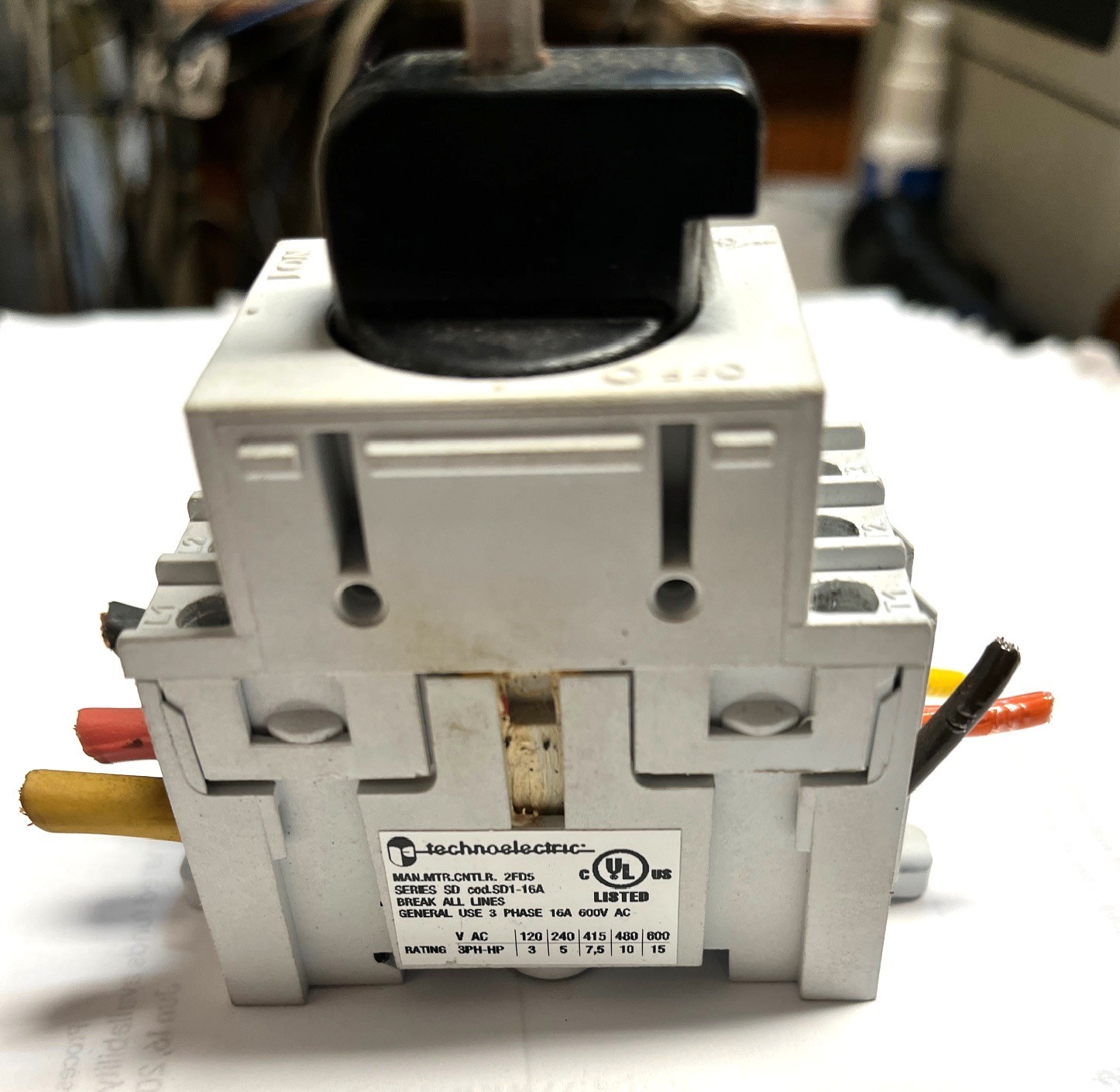 Technoelectric SD1-016-BR Gen Motor Disconnect Switch 16A 600V – 3 Ph UsedCutOut
