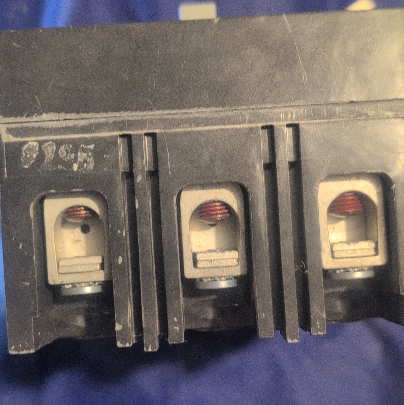 GE TED134125 Industrial Circuit Breaker 125A 480VAC/250VDC 3-Pole Thermal