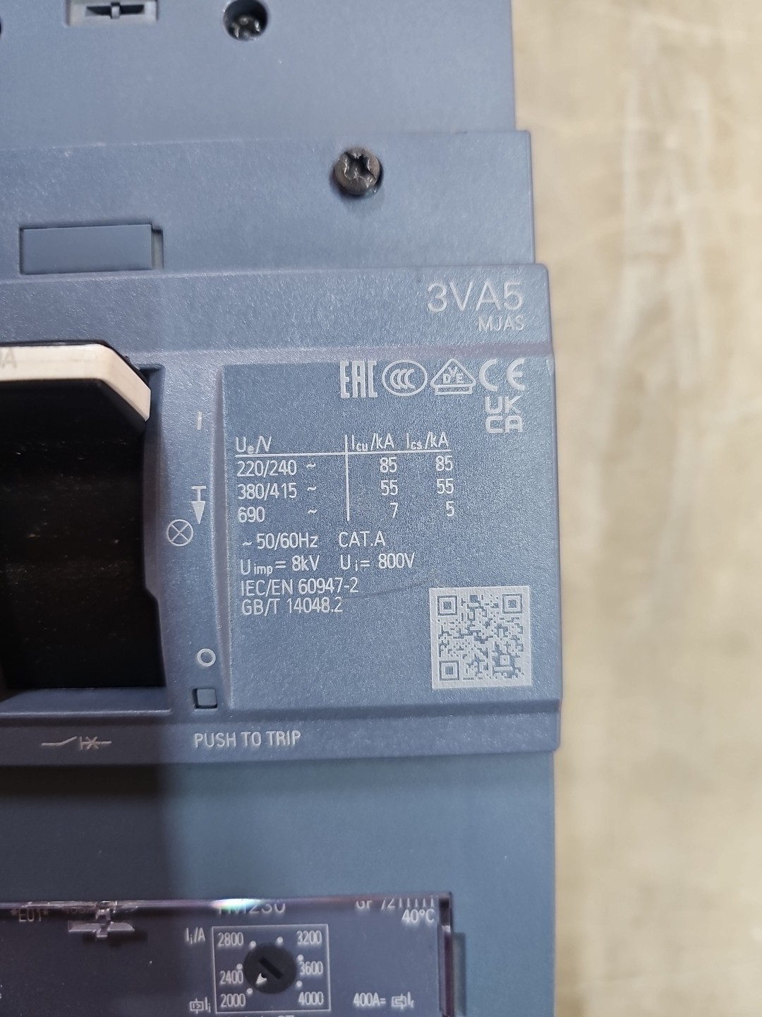 NNB SIEMENS 400 AMP BREAKER 3VA5340-5EC31-0AA0