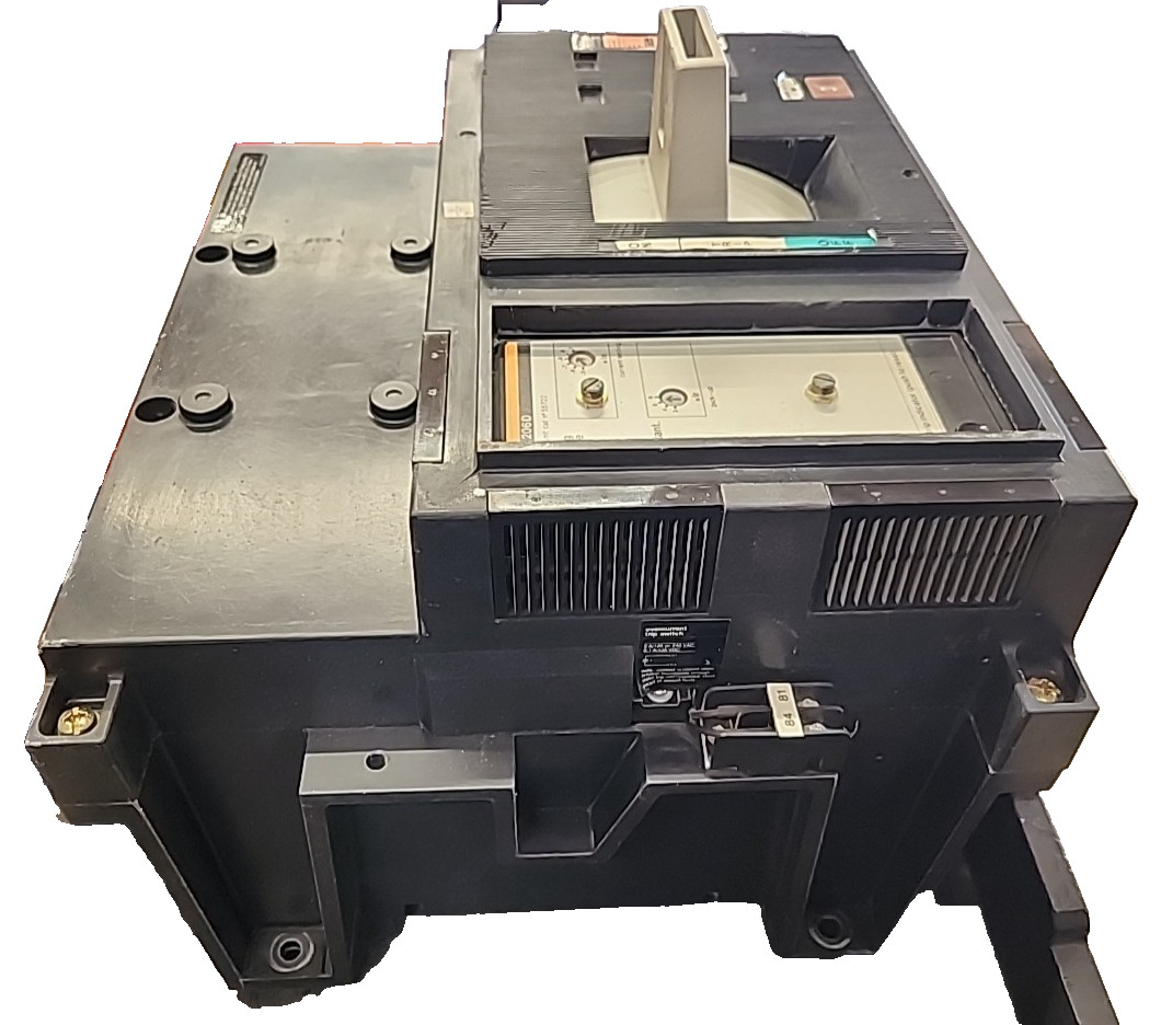 Merlin Gerin CM2000HE 3 Pole 2000A Circuit Breaker ST206D With Shunt Trip USED